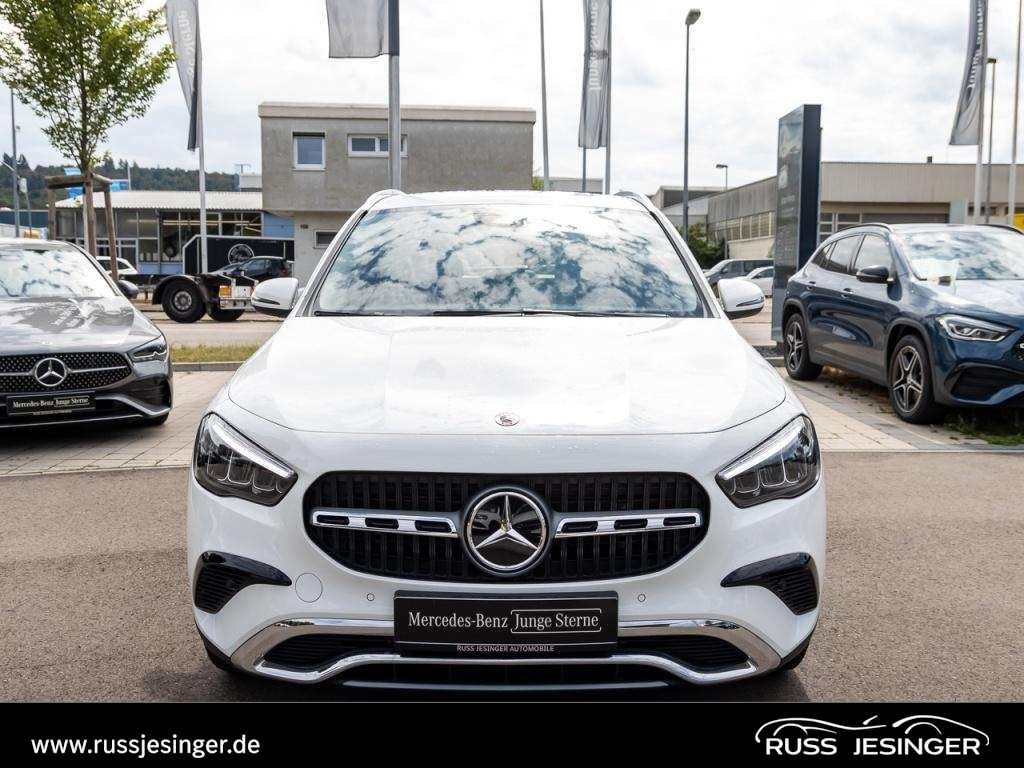 Mercedes-Benz GLA 180