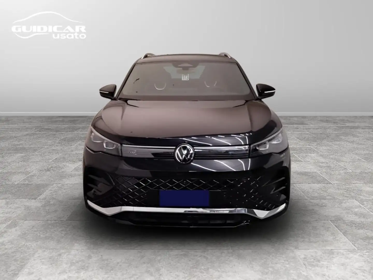 Volkswagen Tiguan 2.0 tdi R-Line 150cv dsg Nero - 2