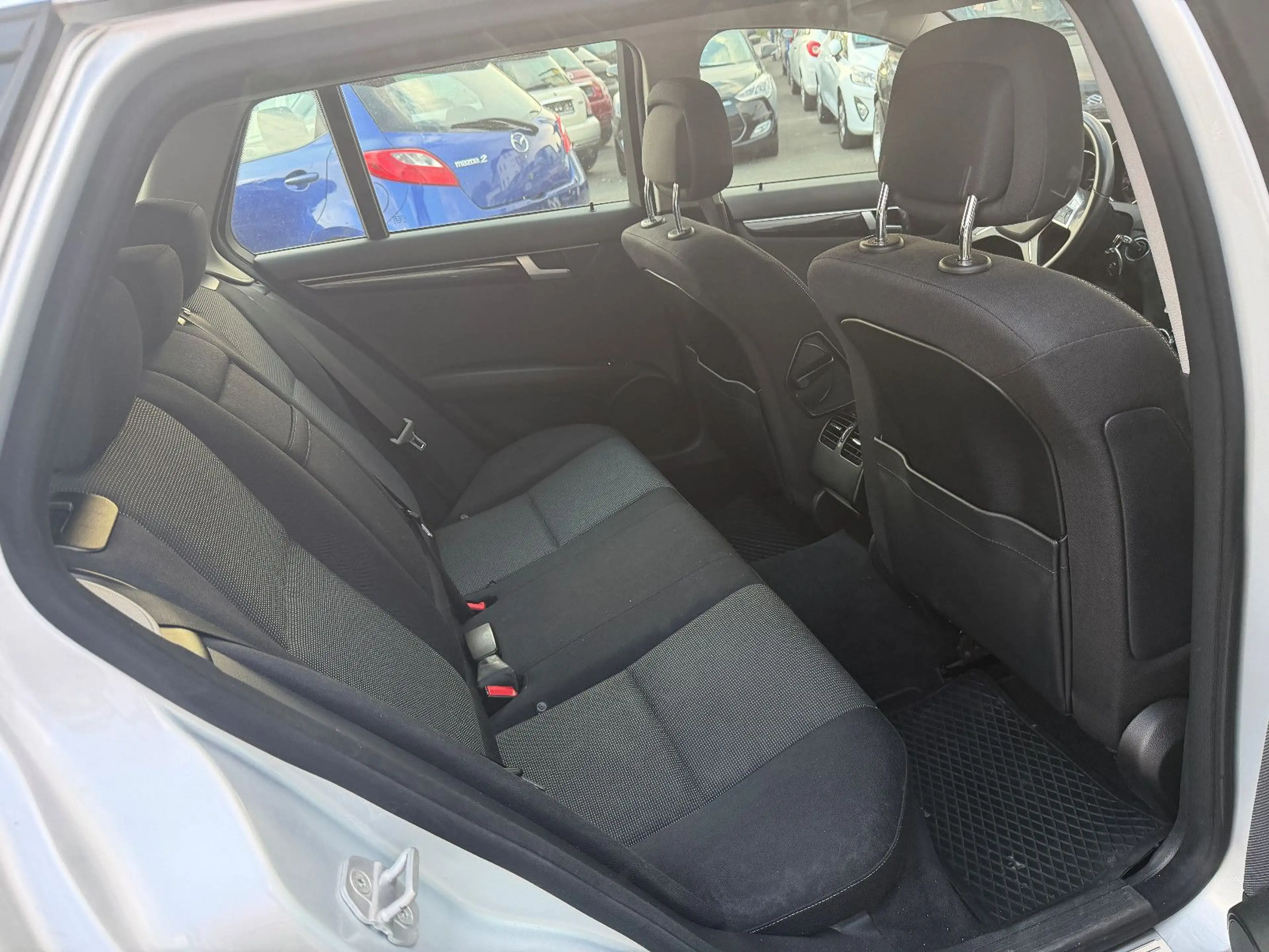 Mercedes-Benz C 200 C T-Modell C 200 CDI BlueEfficiency — photo 14