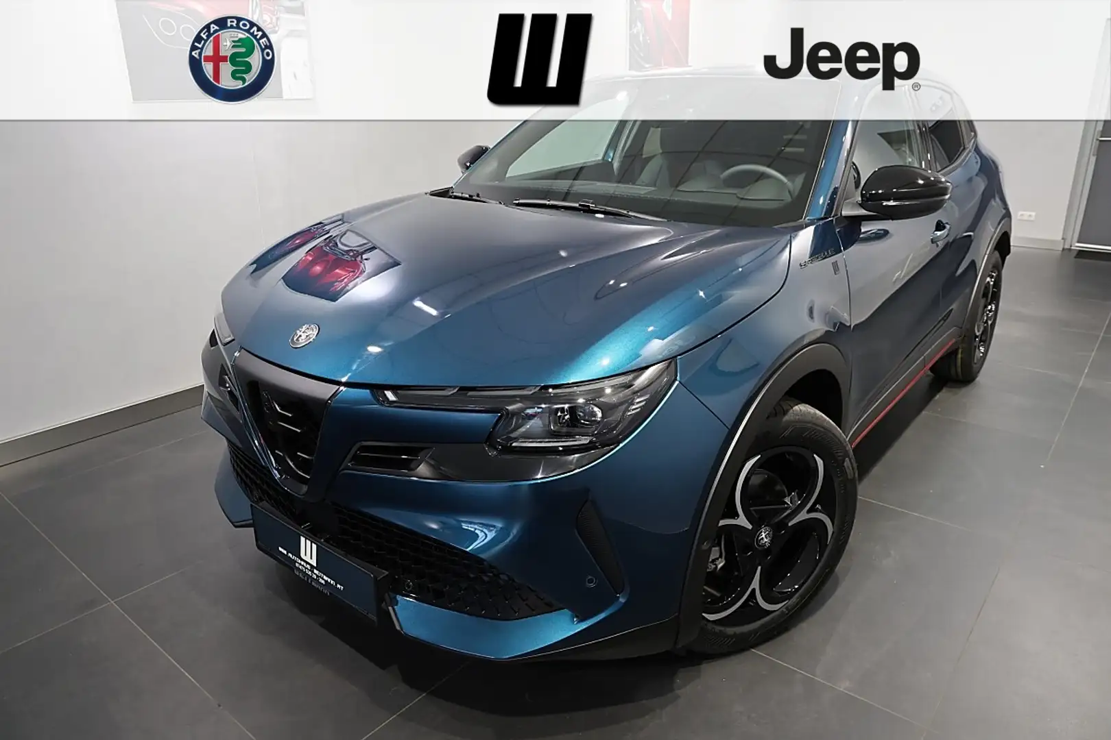 Alfa Romeo Junior Ibrida 1.2 e DCT6 Mild-Hybrid Speciale Blau - 1