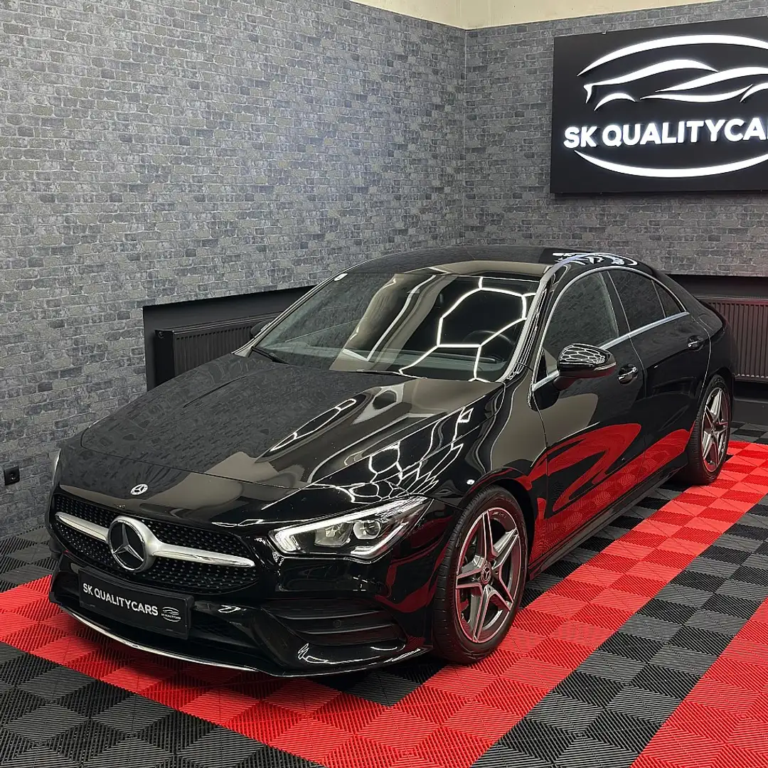 Mercedes-Benz CLA 180 d Schwarz - 2