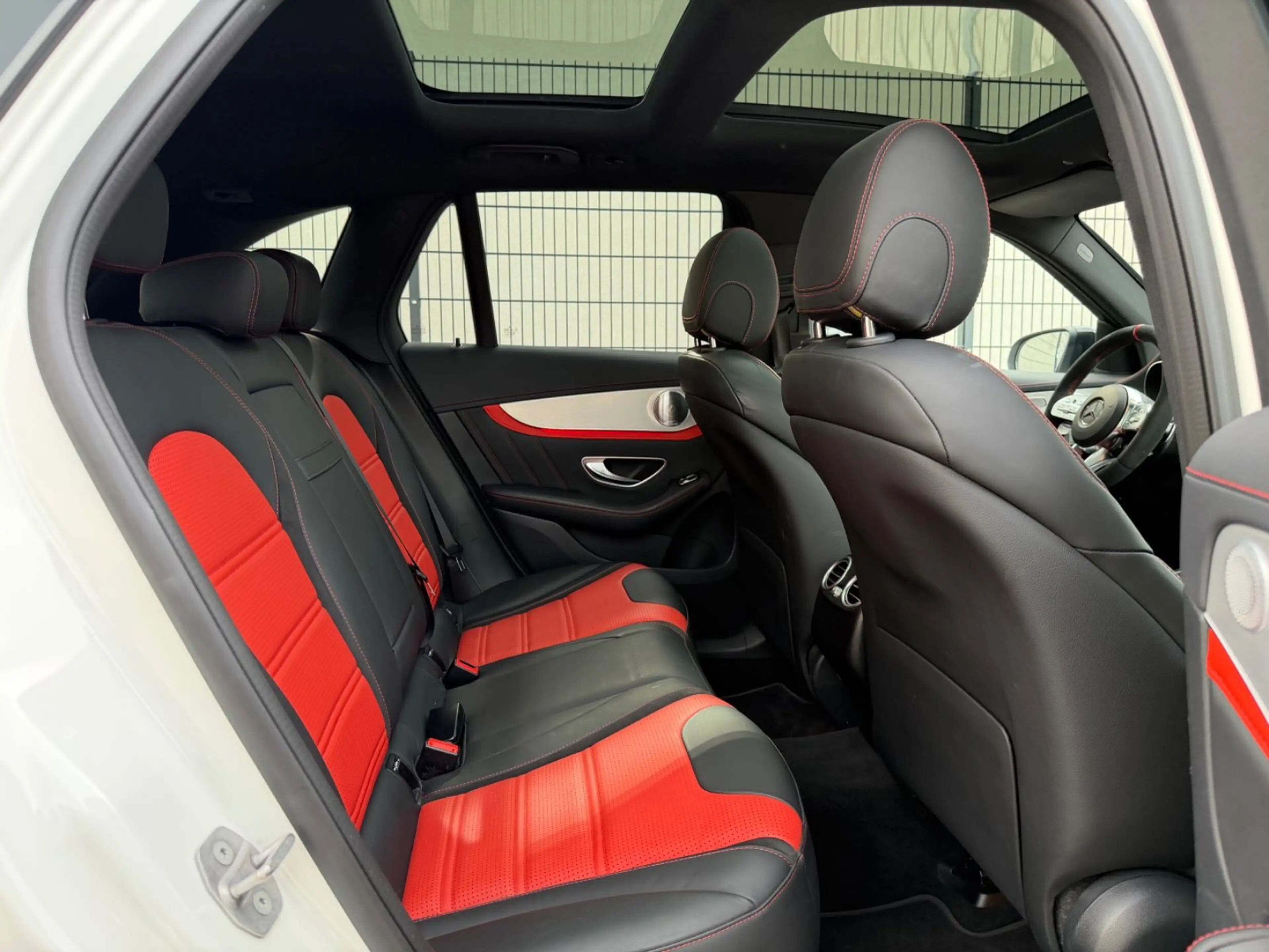 Mercedes-Benz GLC 63 AMG GLC 63 S AMG 4Matic PANO/HUD/SPORTABG/CARBON — photo 13