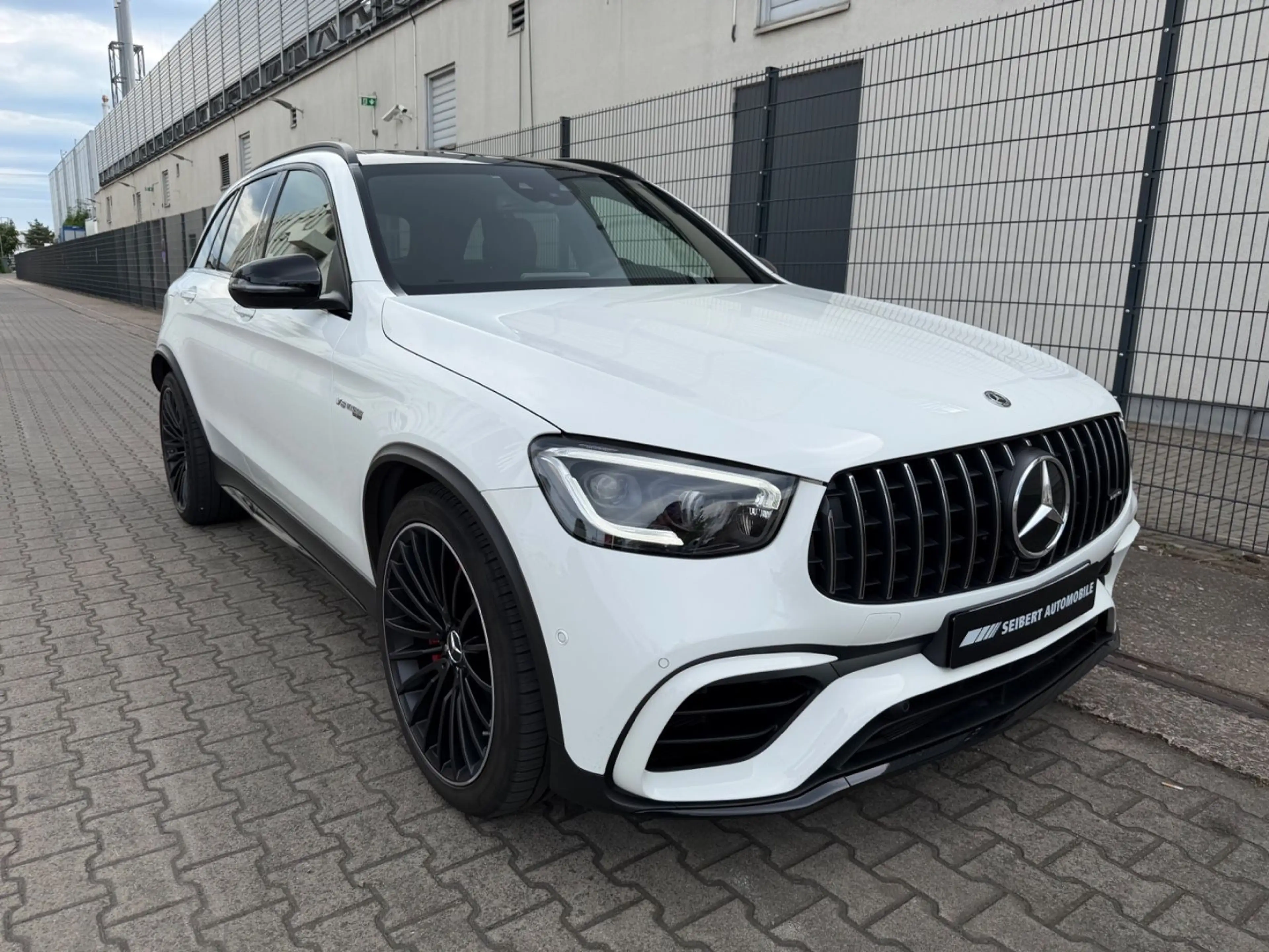 Mercedes-Benz GLC 63 AMG GLC 63 S AMG 4Matic PANO/HUD/SPORTABG/CARBON