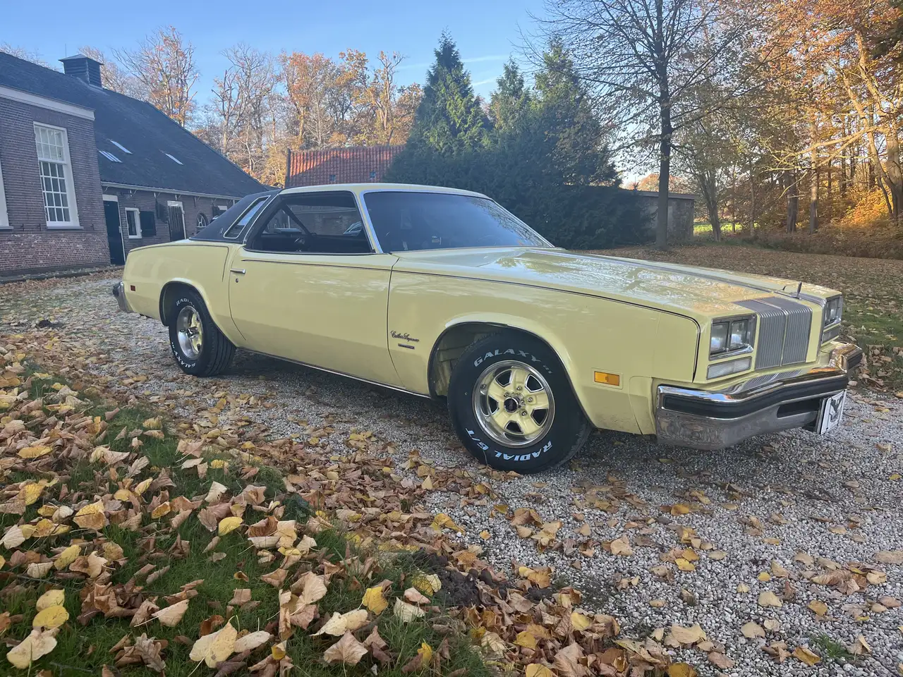 Oldsmobile Cutlass Supreme Brougham 5.7 V8, foto 7