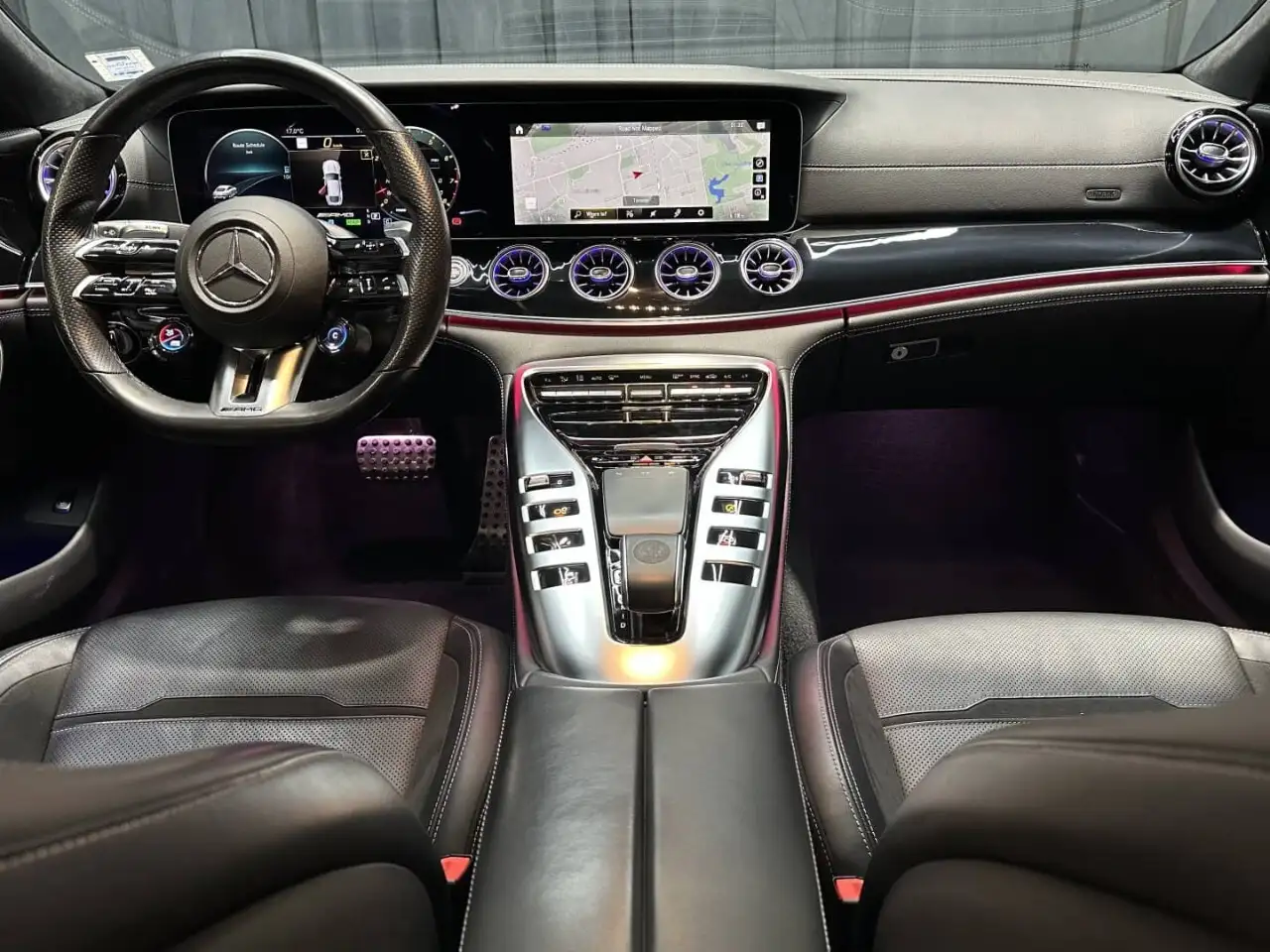 Mercedes-Benz AMG GT снимка Mercedes-Benz AMG GT