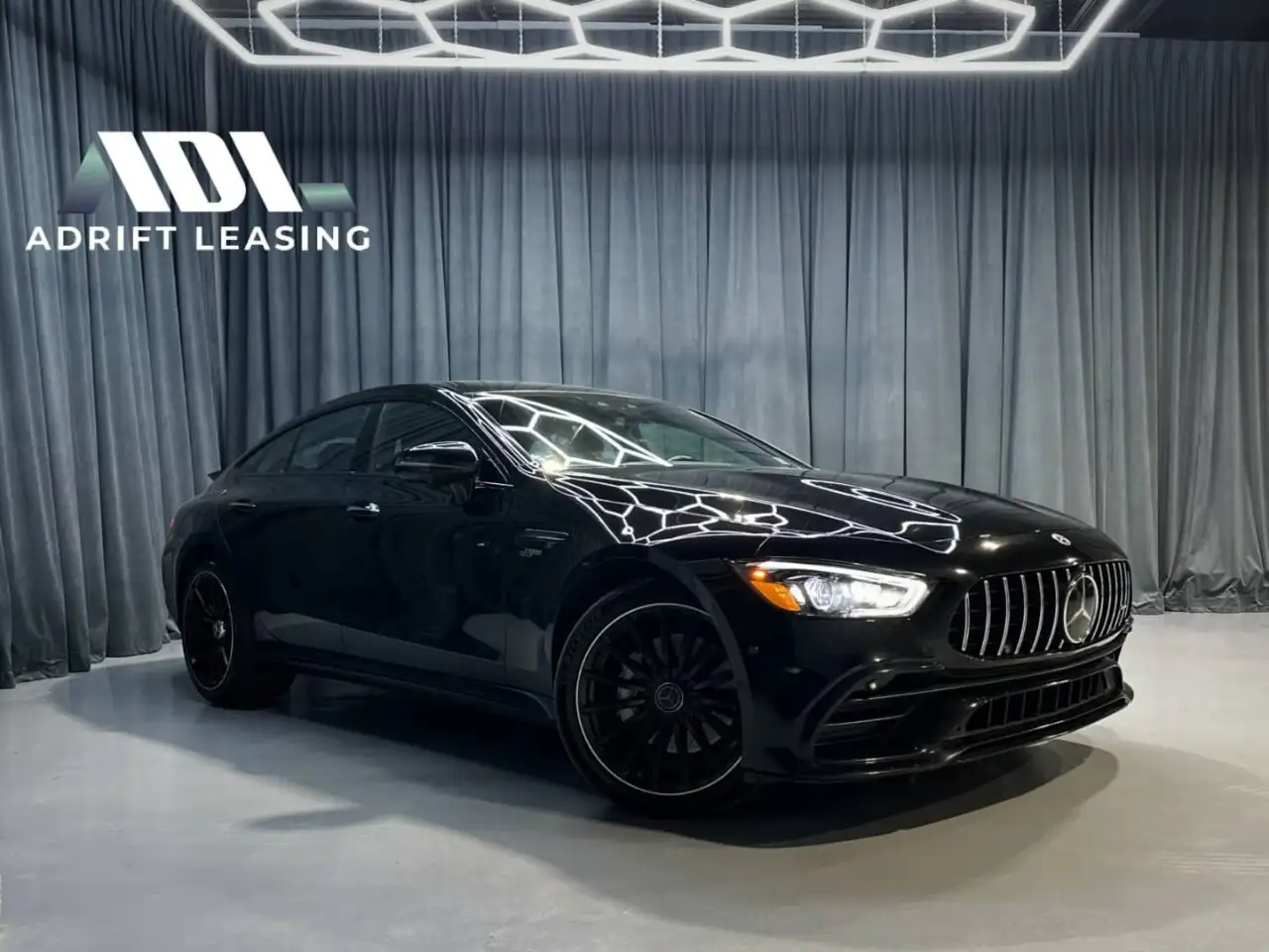 Mercedes-Benz AMG GT снимка Mercedes-Benz AMG GT