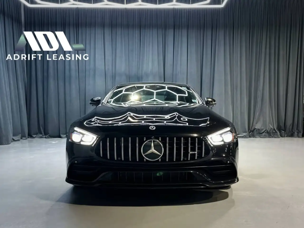 Mercedes-Benz AMG GT снимка Mercedes-Benz AMG GT