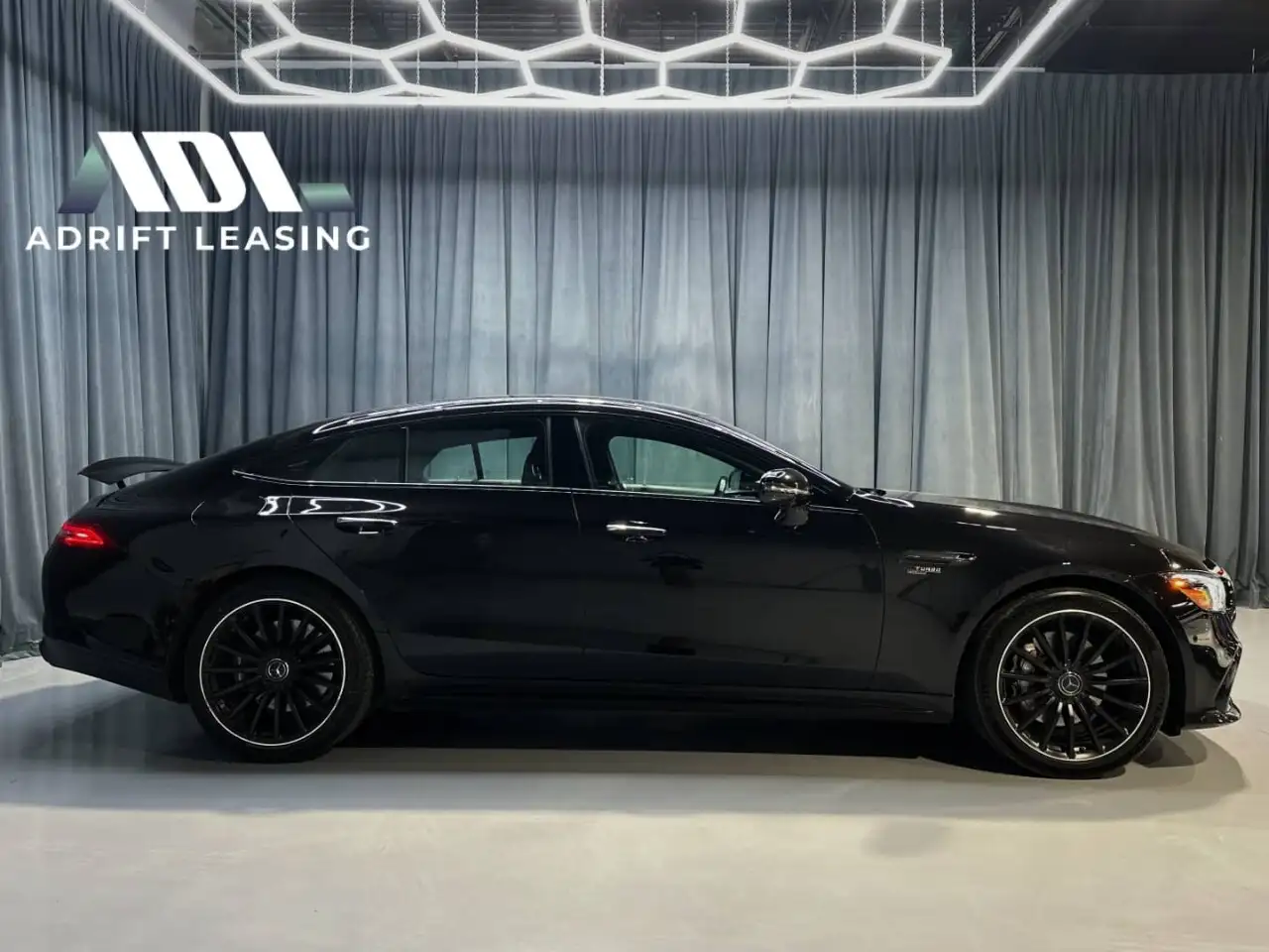 Mercedes-Benz AMG GT снимка Mercedes-Benz AMG GT