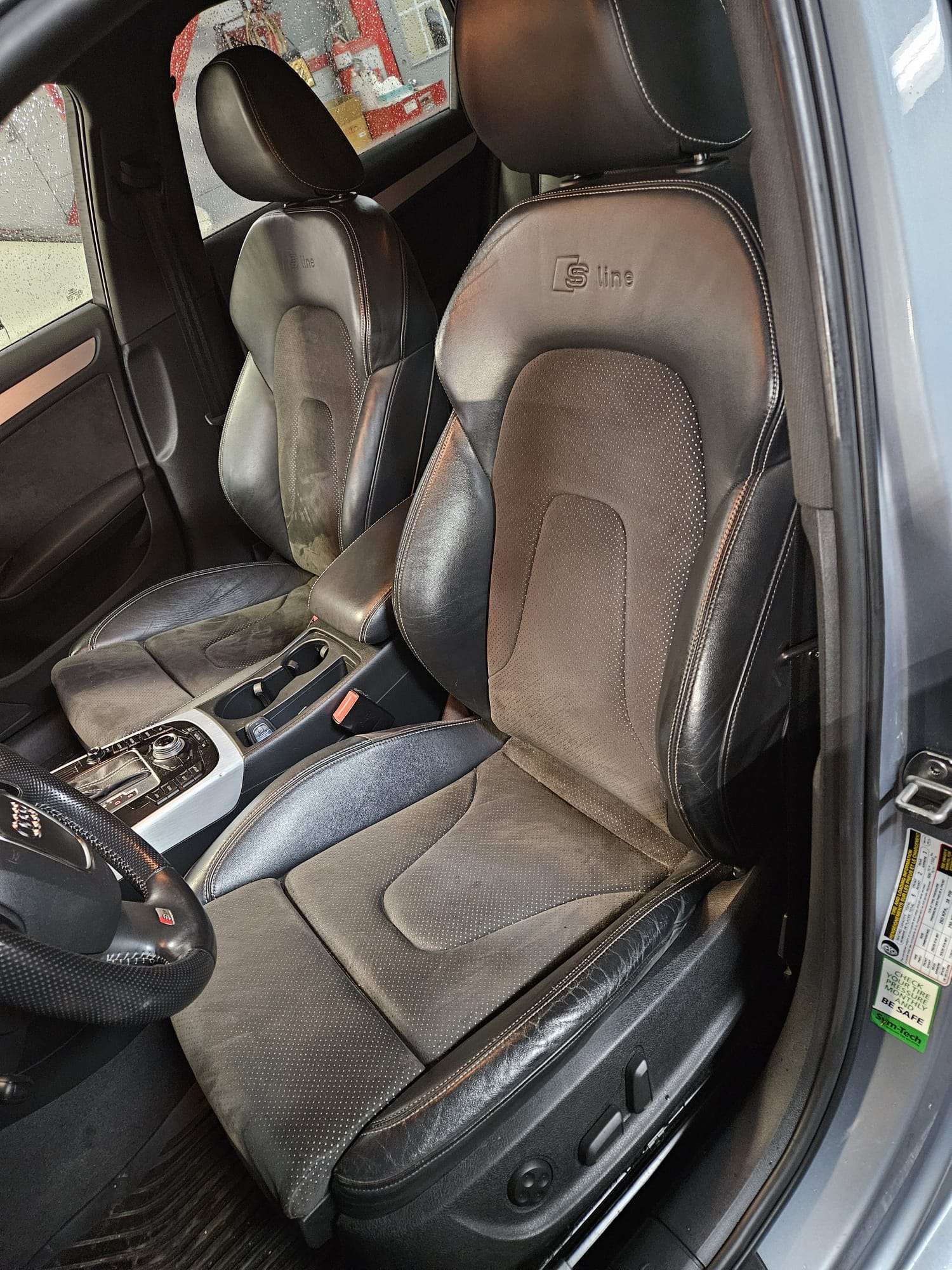 2010 Audi A4 thumb 6