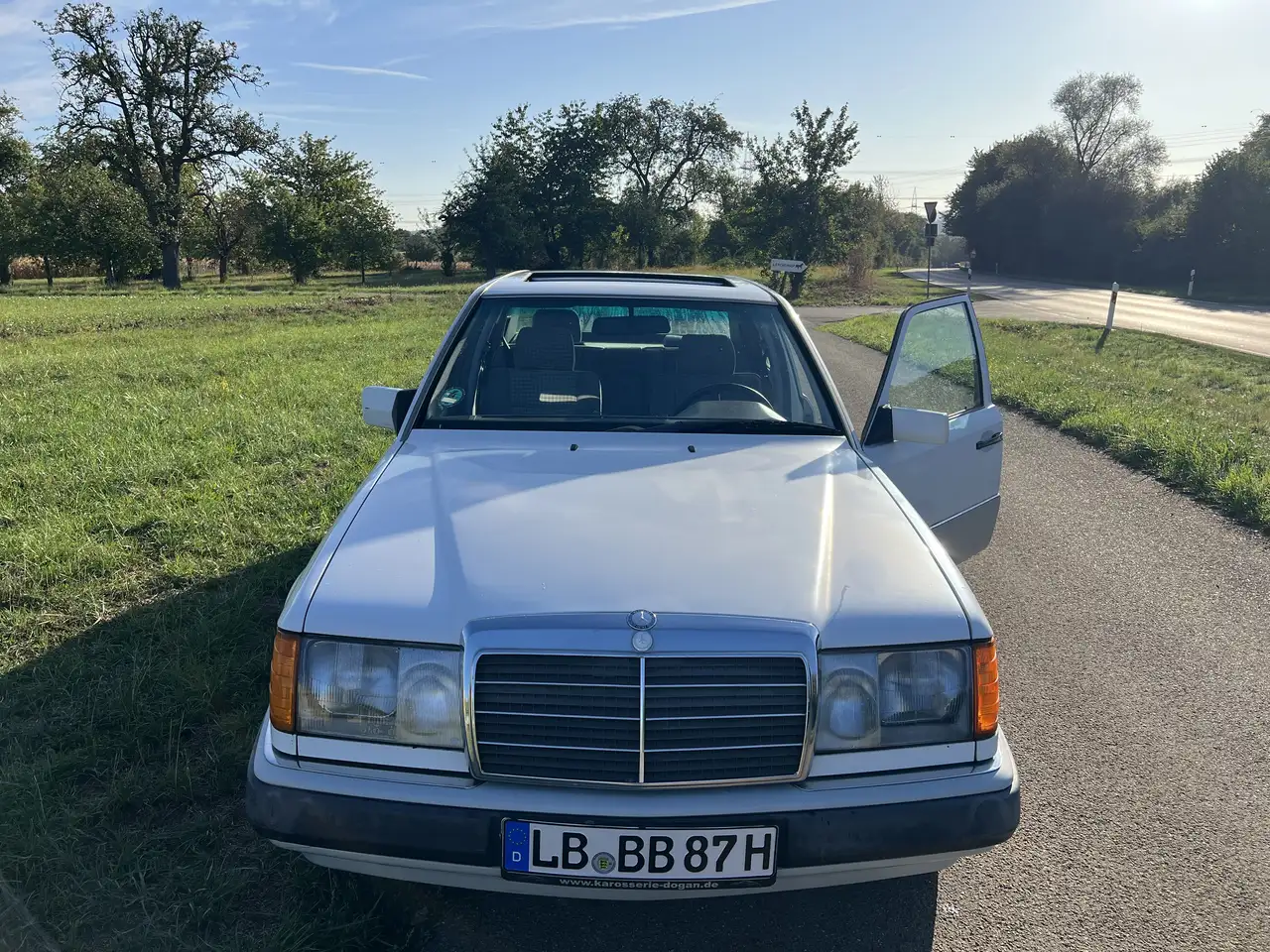 Mercedes-Benz 200 E, OLDTIMER*AUTOMATIK*, foto 6