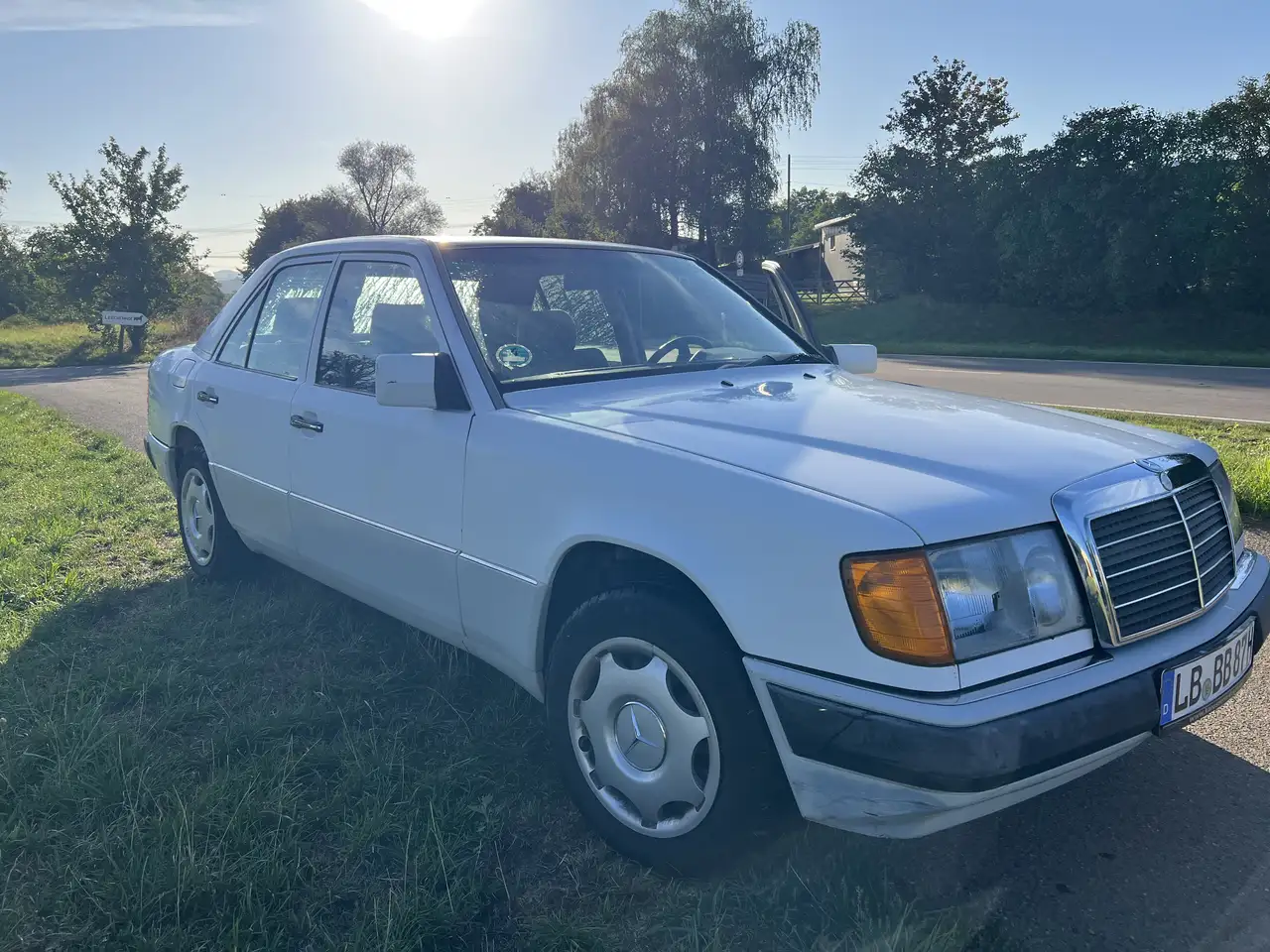 Mercedes-Benz 200 E, OLDTIMER*AUTOMATIK*, foto 1