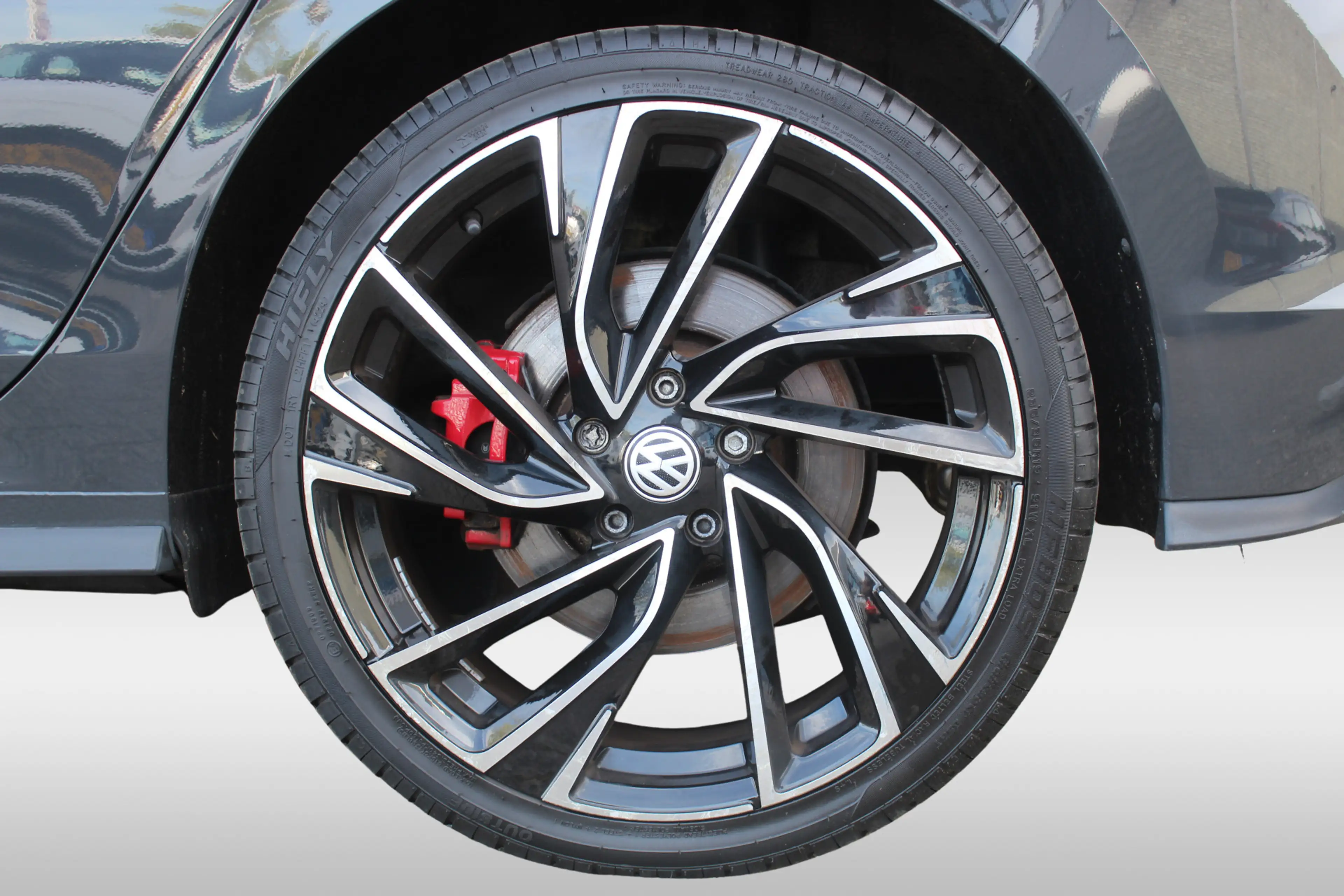 Volkswagen Golf GTE 1.4 eHybrid — photo 11