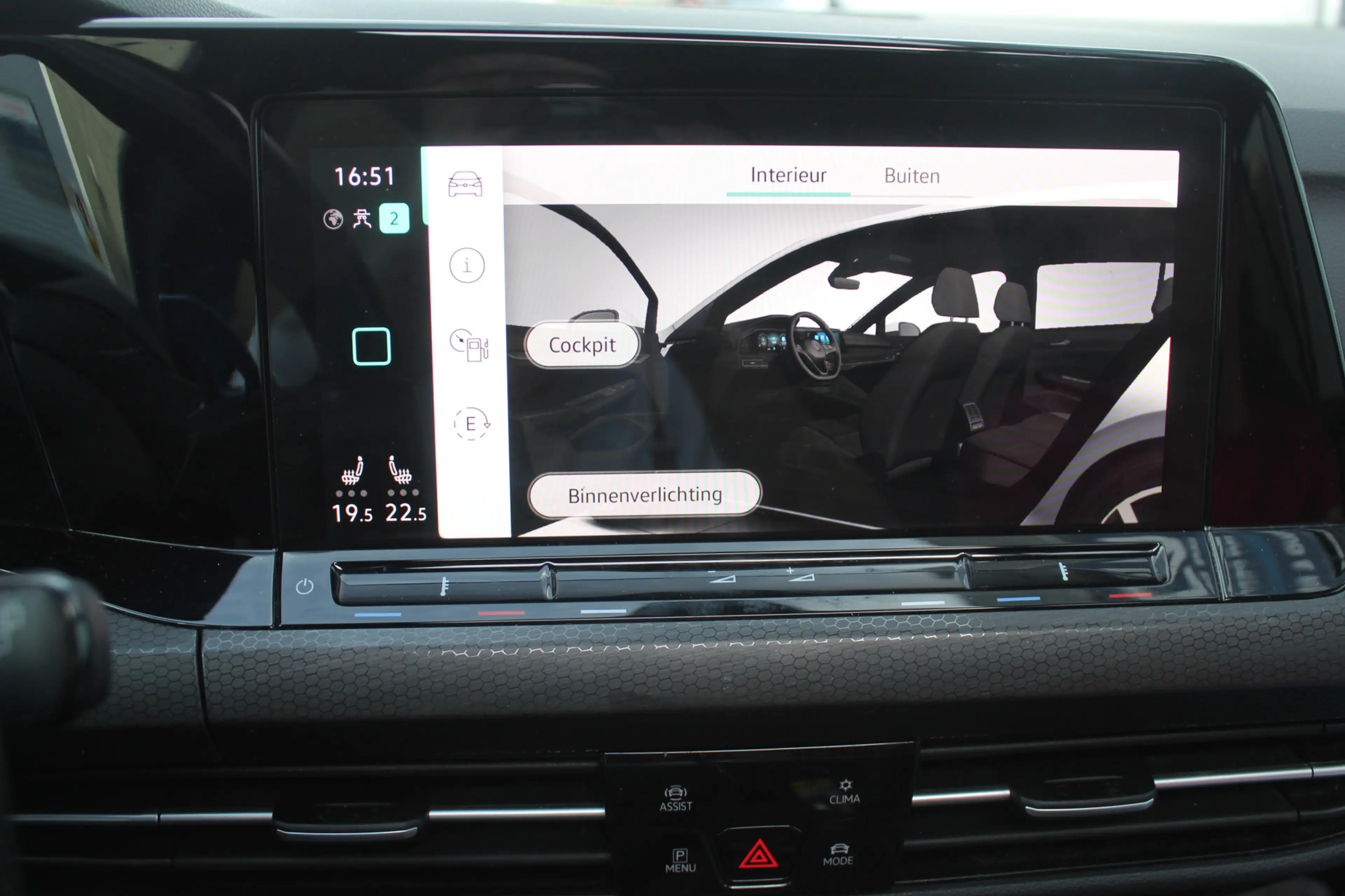Volkswagen Golf GTE 1.4 eHybrid — photo 29