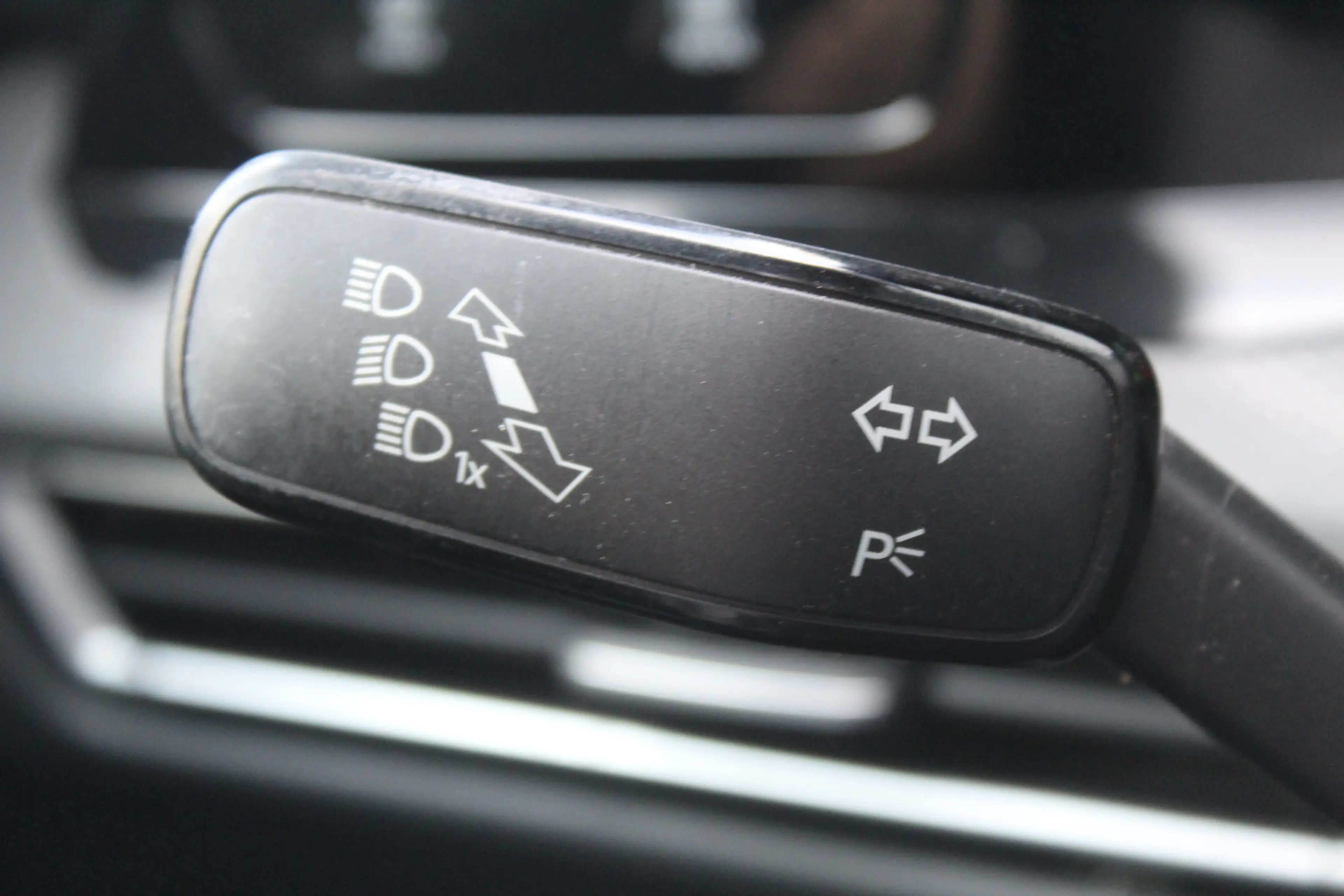 Volkswagen Golf GTE 1.4 eHybrid — photo 14