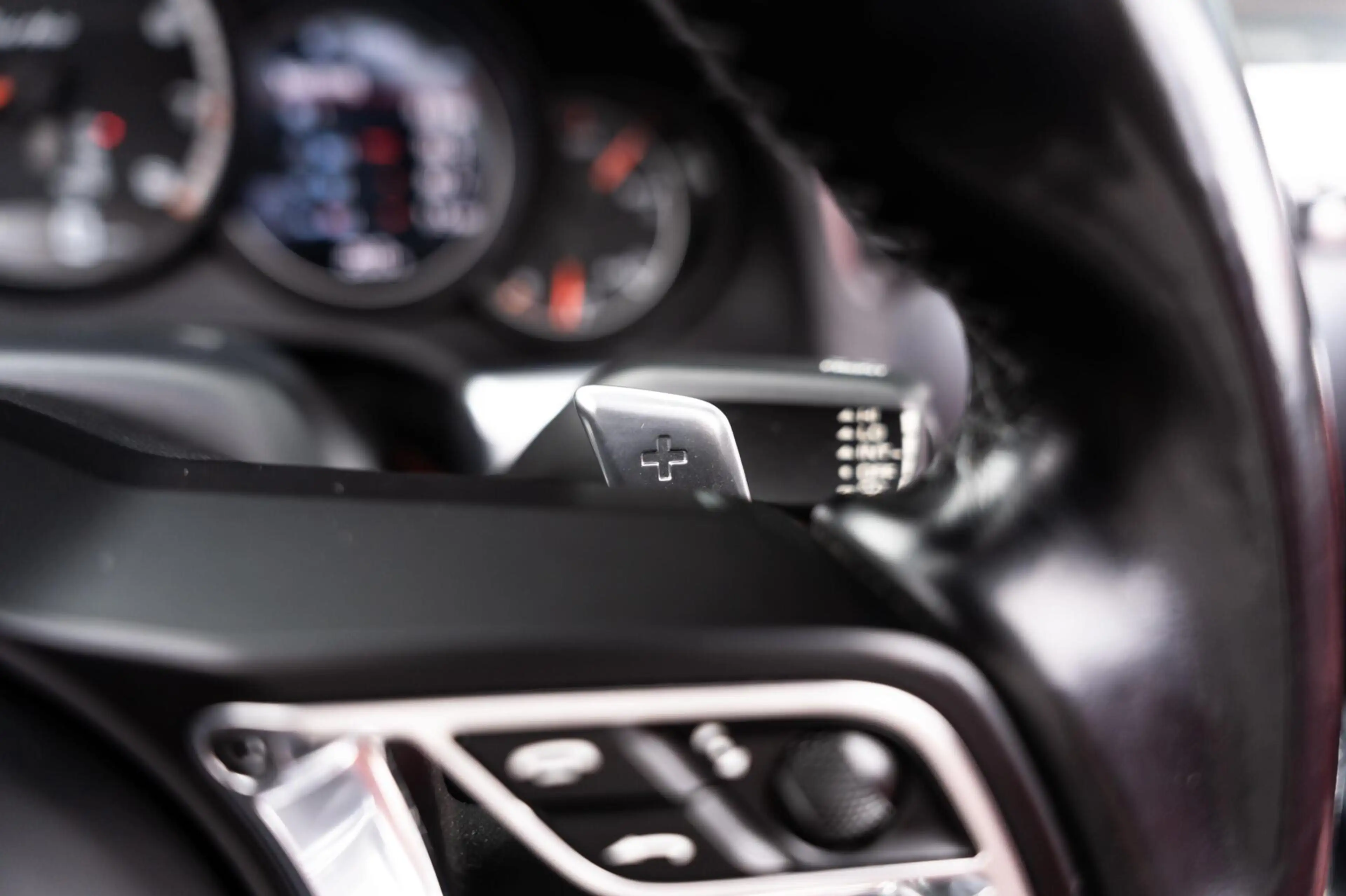 Porsche 991 Cabrio 3.8 Turbo — photo 27