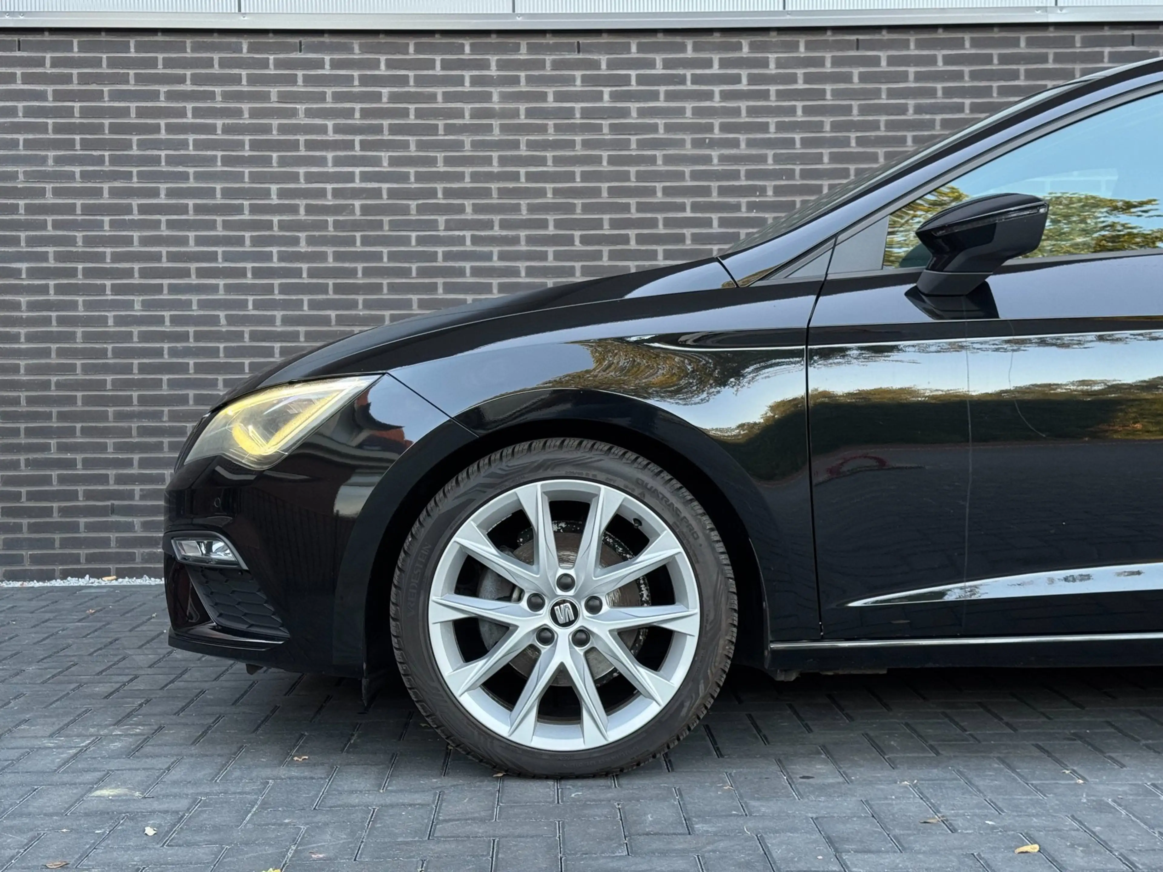 SEAT Leon 1.5 TSI FR Business Intense DSG | Full LED | Trekh — photo 9