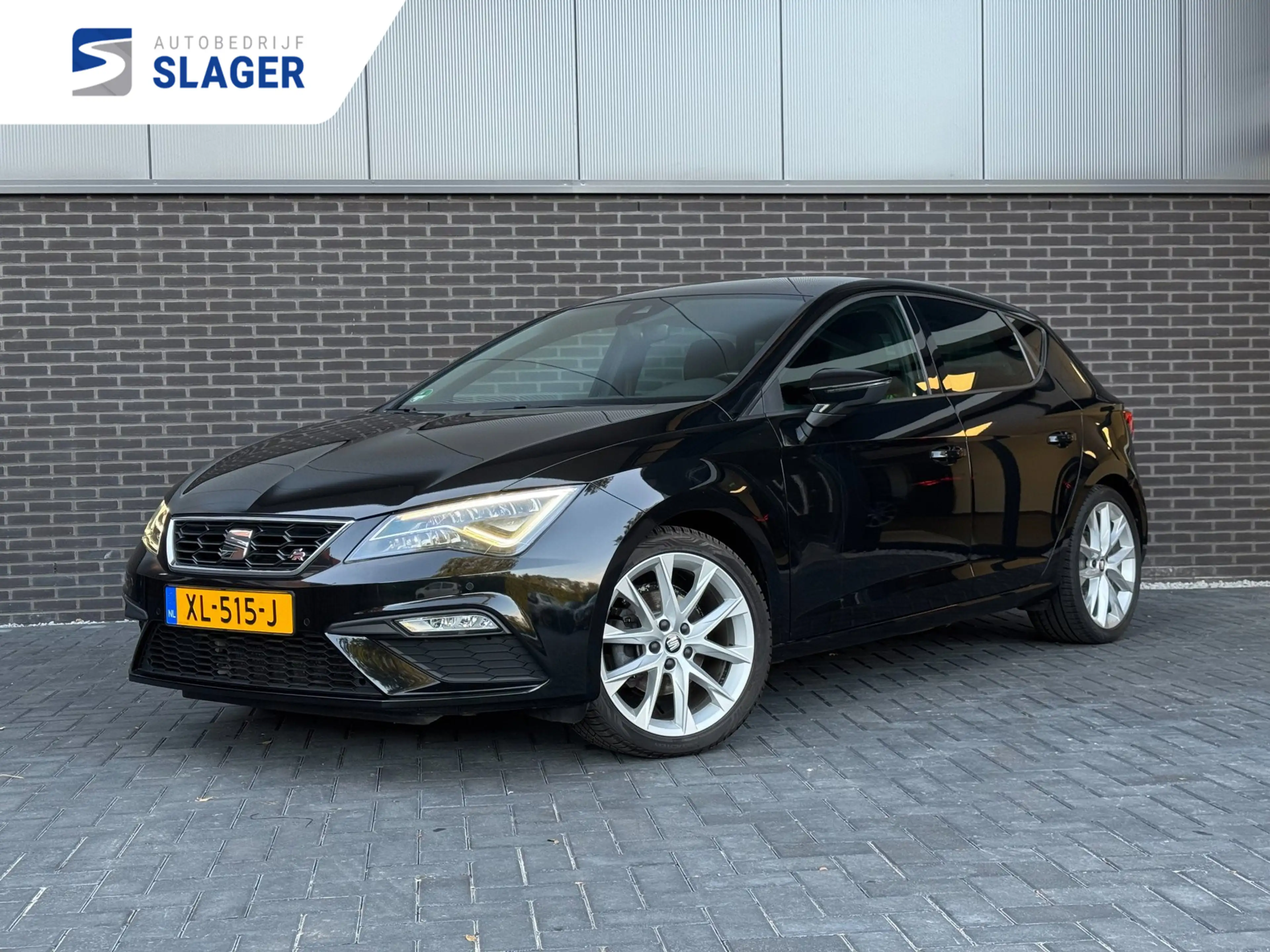 SEAT Leon 1.5 TSI FR Business Intense DSG | Full LED | Trekh