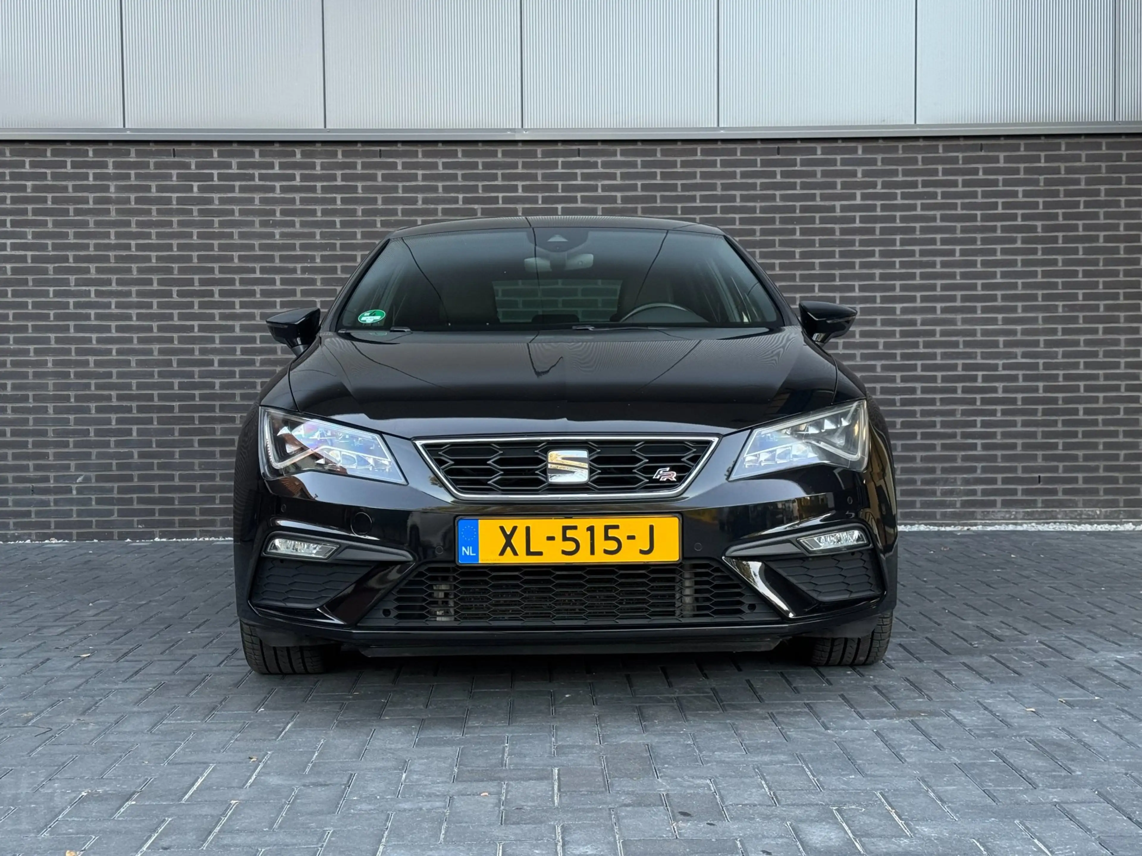 SEAT Leon 1.5 TSI FR Business Intense DSG | Full LED | Trekh — photo 6