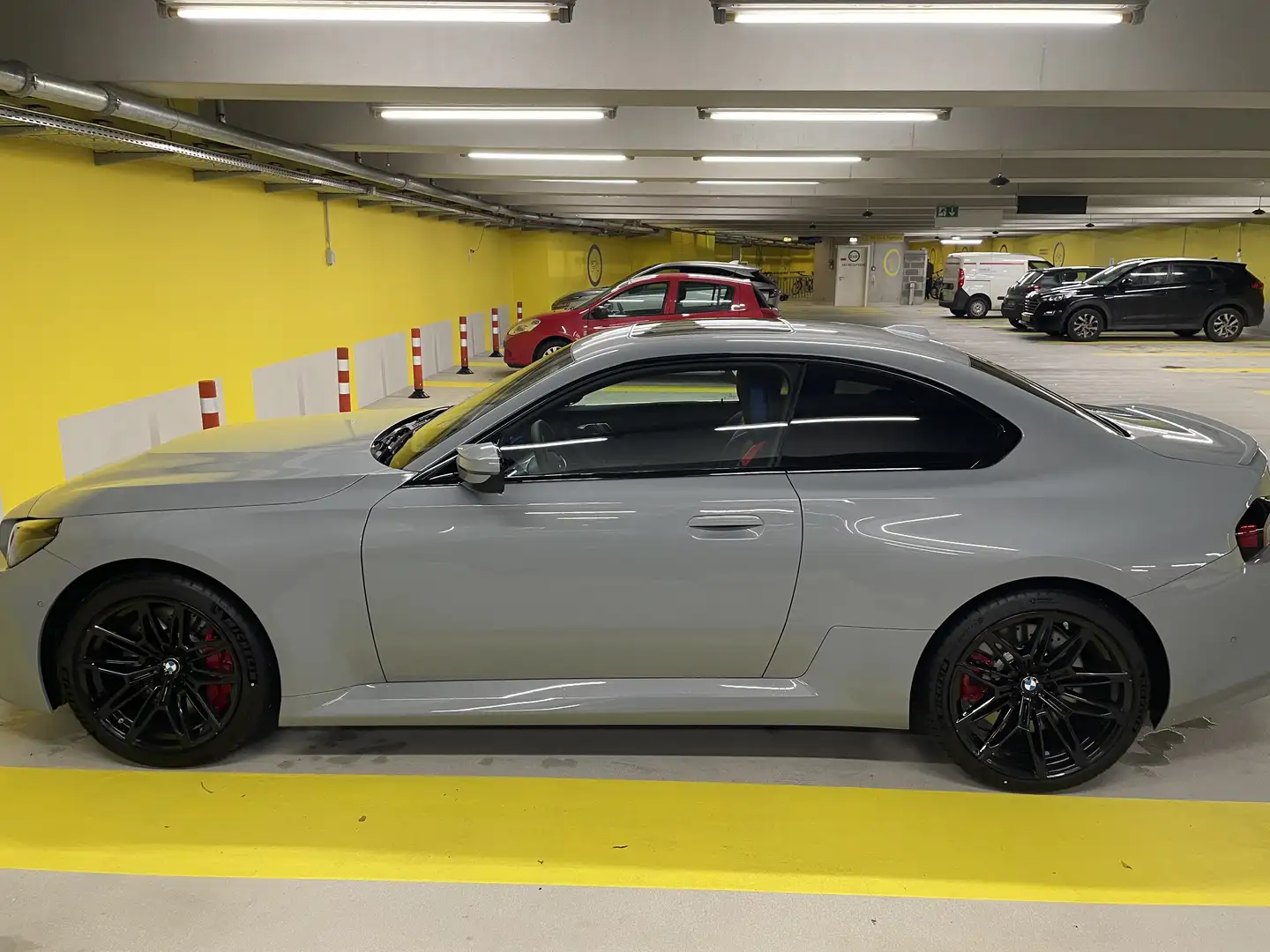 BMW M2 Gris - 1