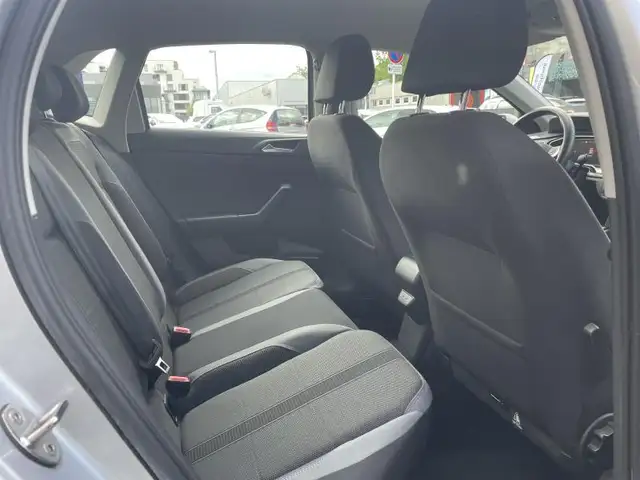 Volkswagen Polo view 5