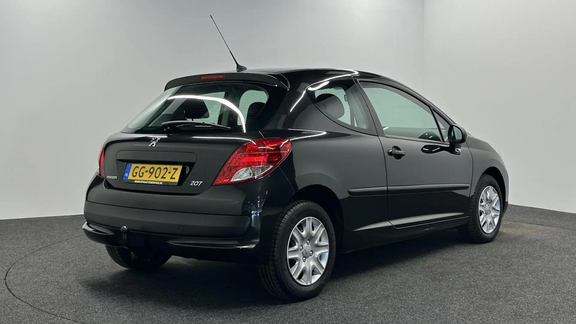 Peugeot 207 1.4 VTi Blue Lease AIRCO TREKHAAK CRUISE. Negro - 2