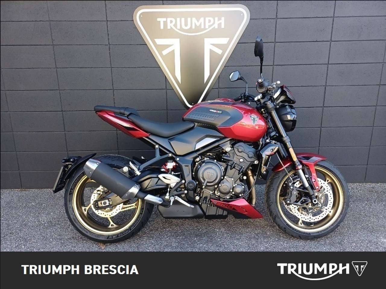 Triumph Carnival Red Abs