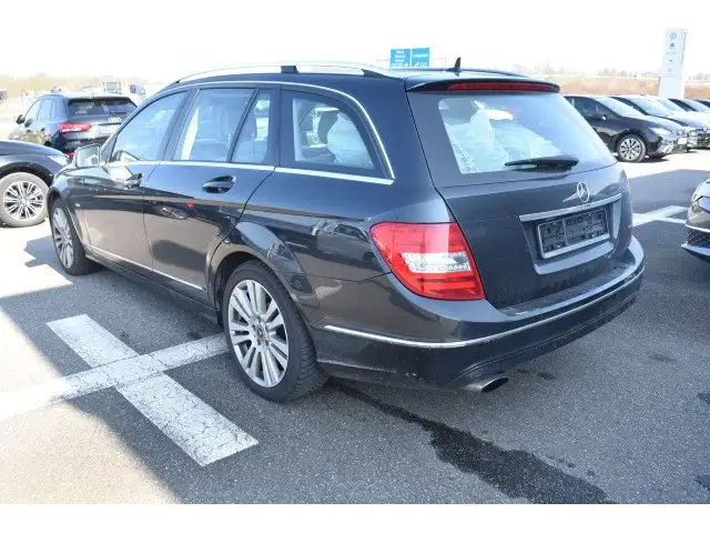 Mercedes-Benz C 200 C 200 T CGI AUTOMATIK*SCHIEBEDACH*NAVI*MEGA VOLL*
