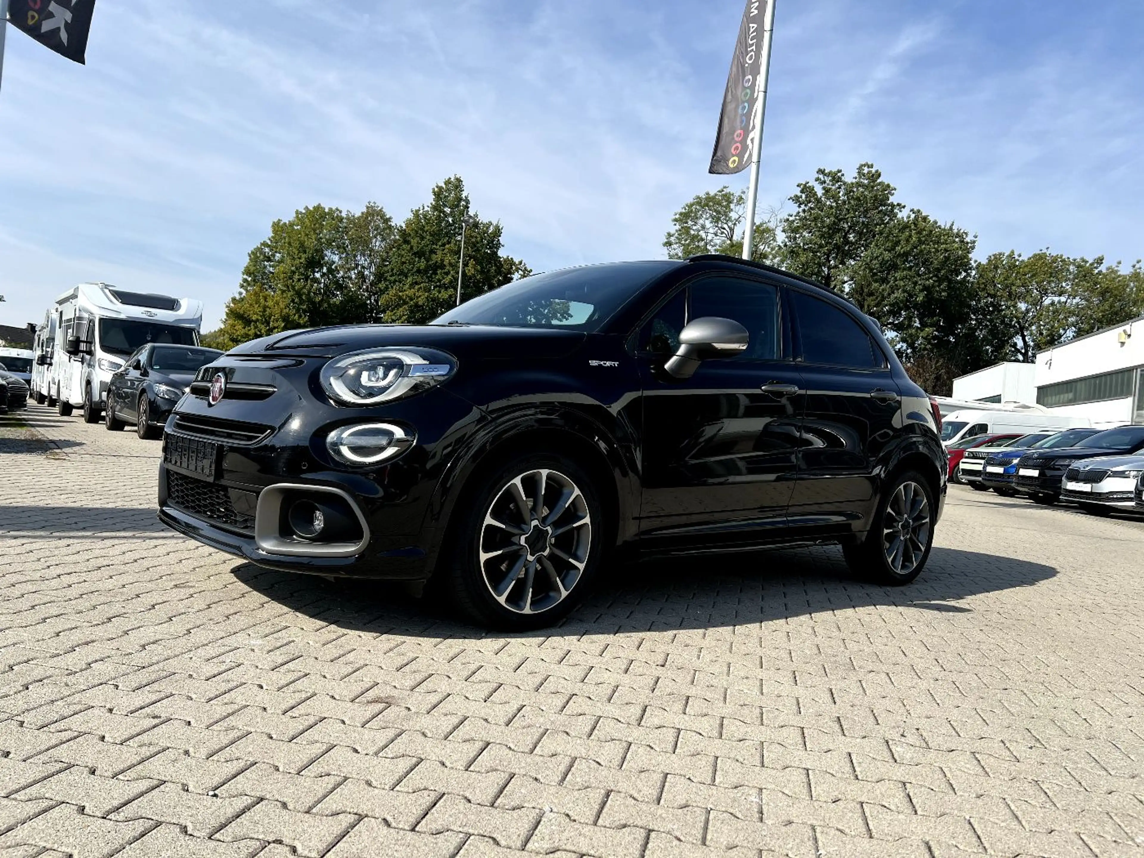 Fiat 500X Sport *LED Navi Leder Kamera DAB PDC AHK*