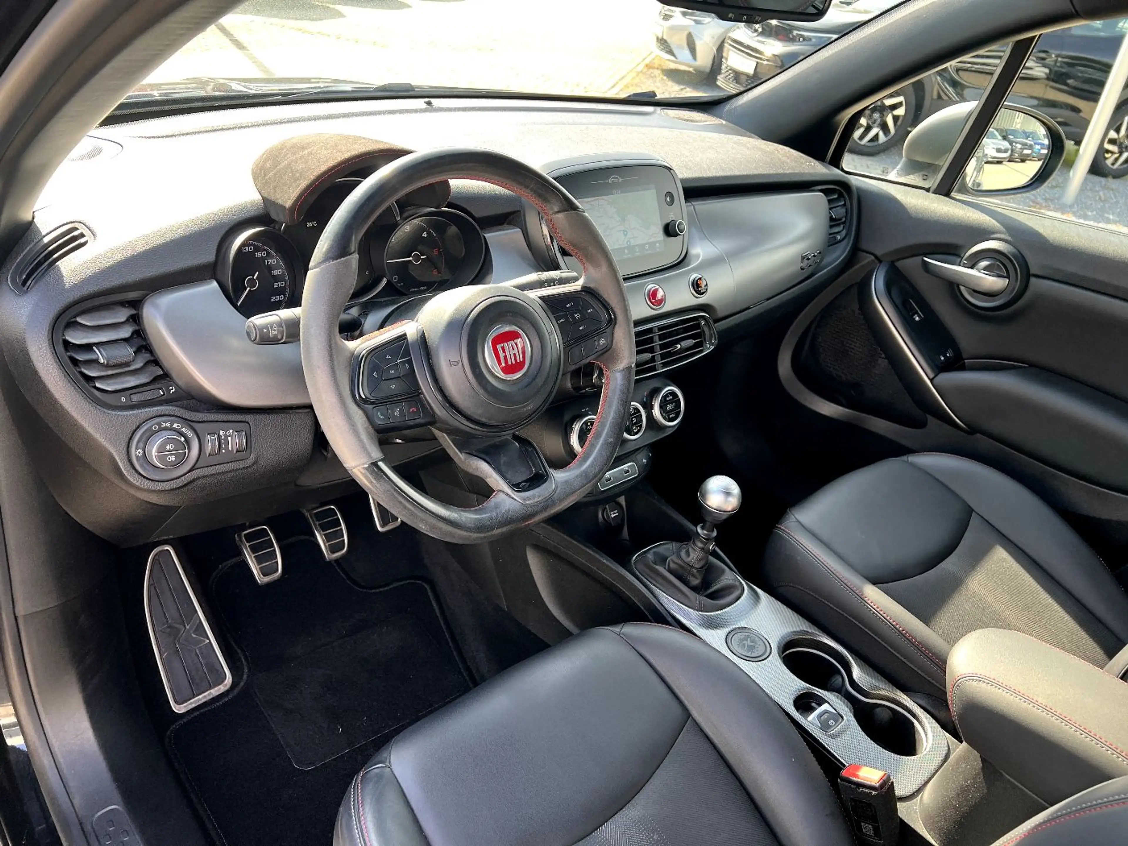 Fiat 500X Sport *LED Navi Leder Kamera DAB PDC AHK* — photo 9
