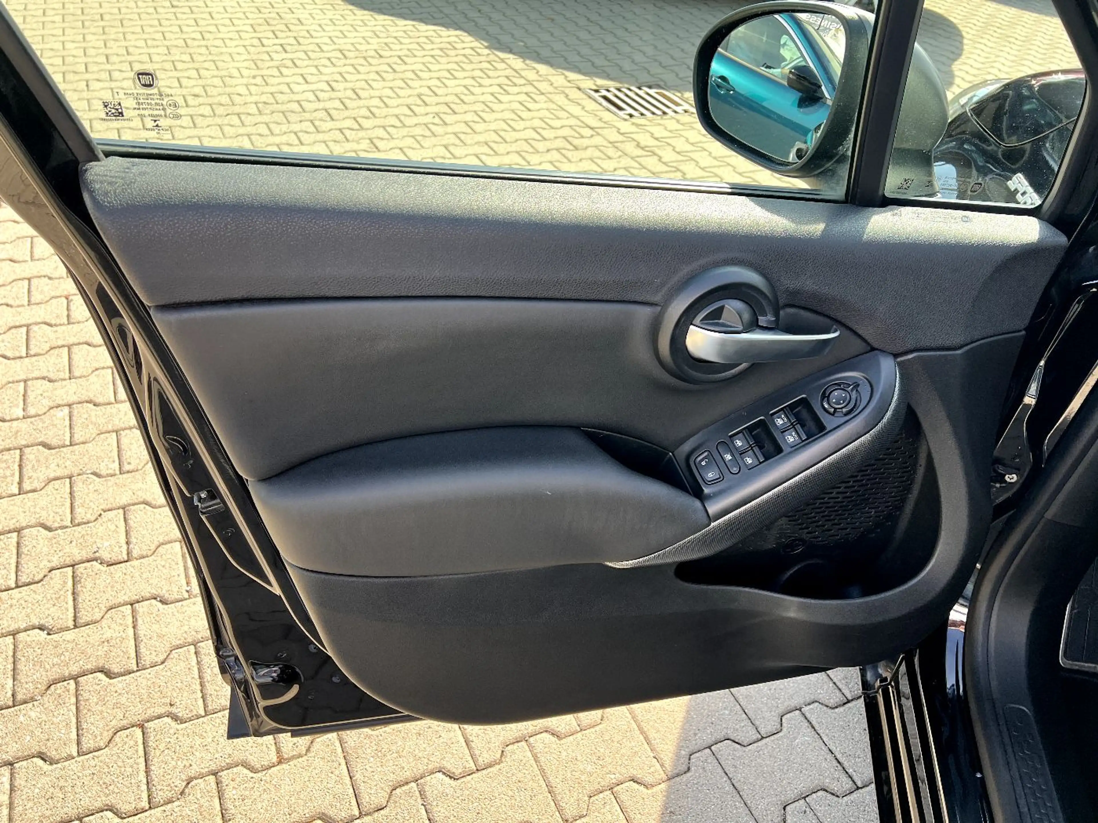 Fiat 500X Sport *LED Navi Leder Kamera DAB PDC AHK* — photo 10