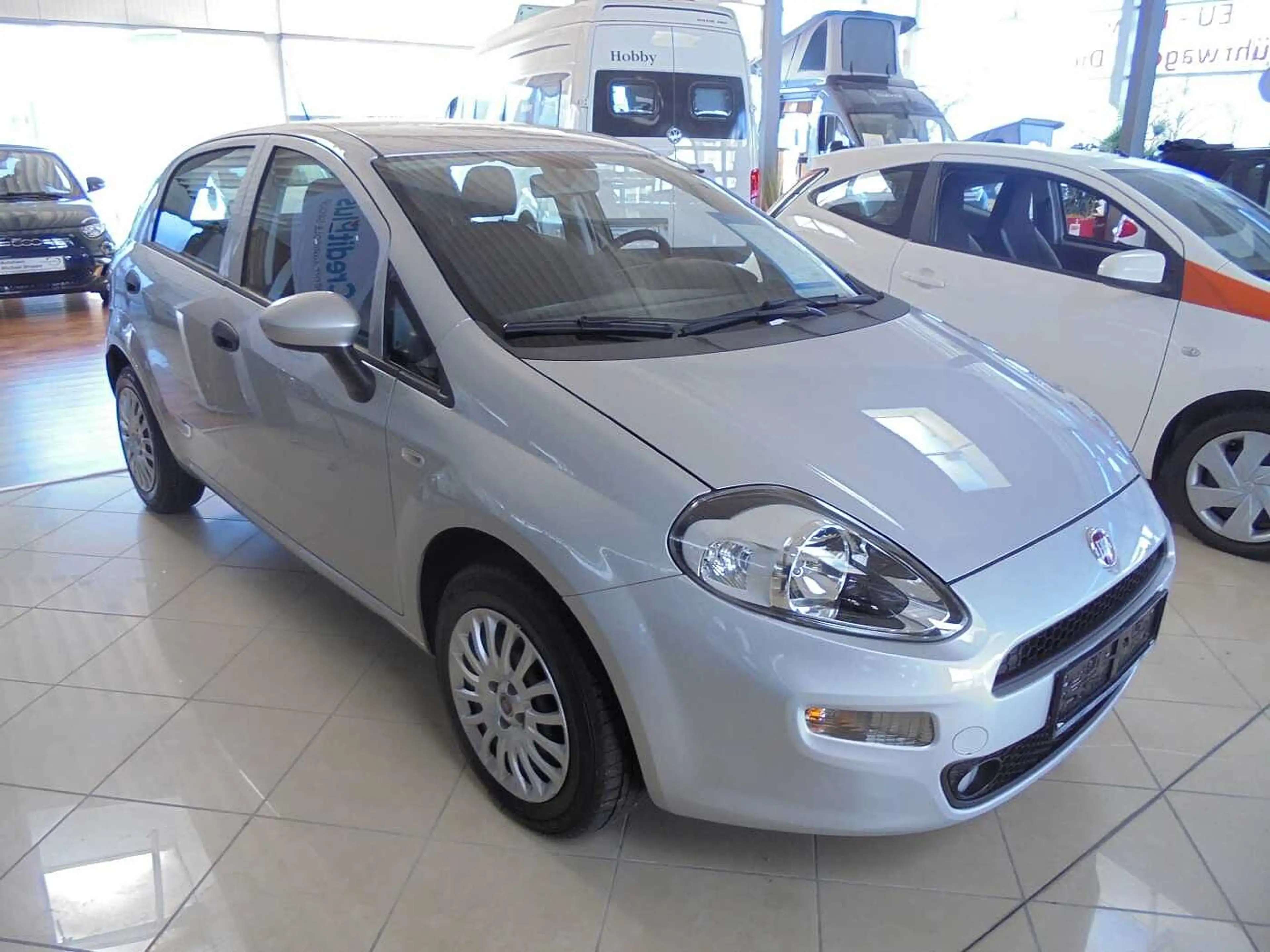 Fiat Punto Evo 5-Türer 1.2 8V — photo 2