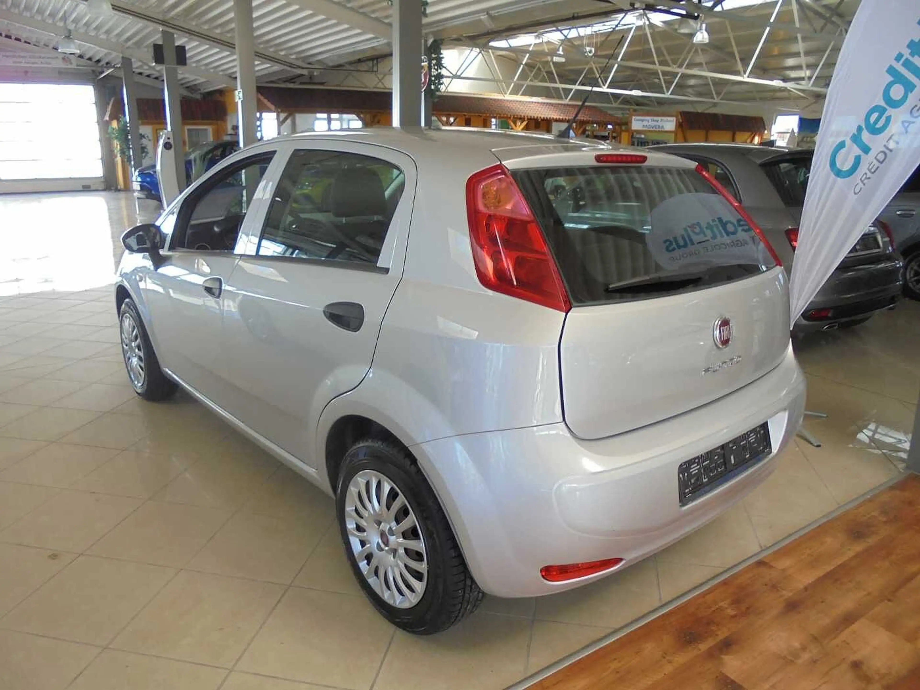 Fiat Punto Evo 5-Türer 1.2 8V — photo 3