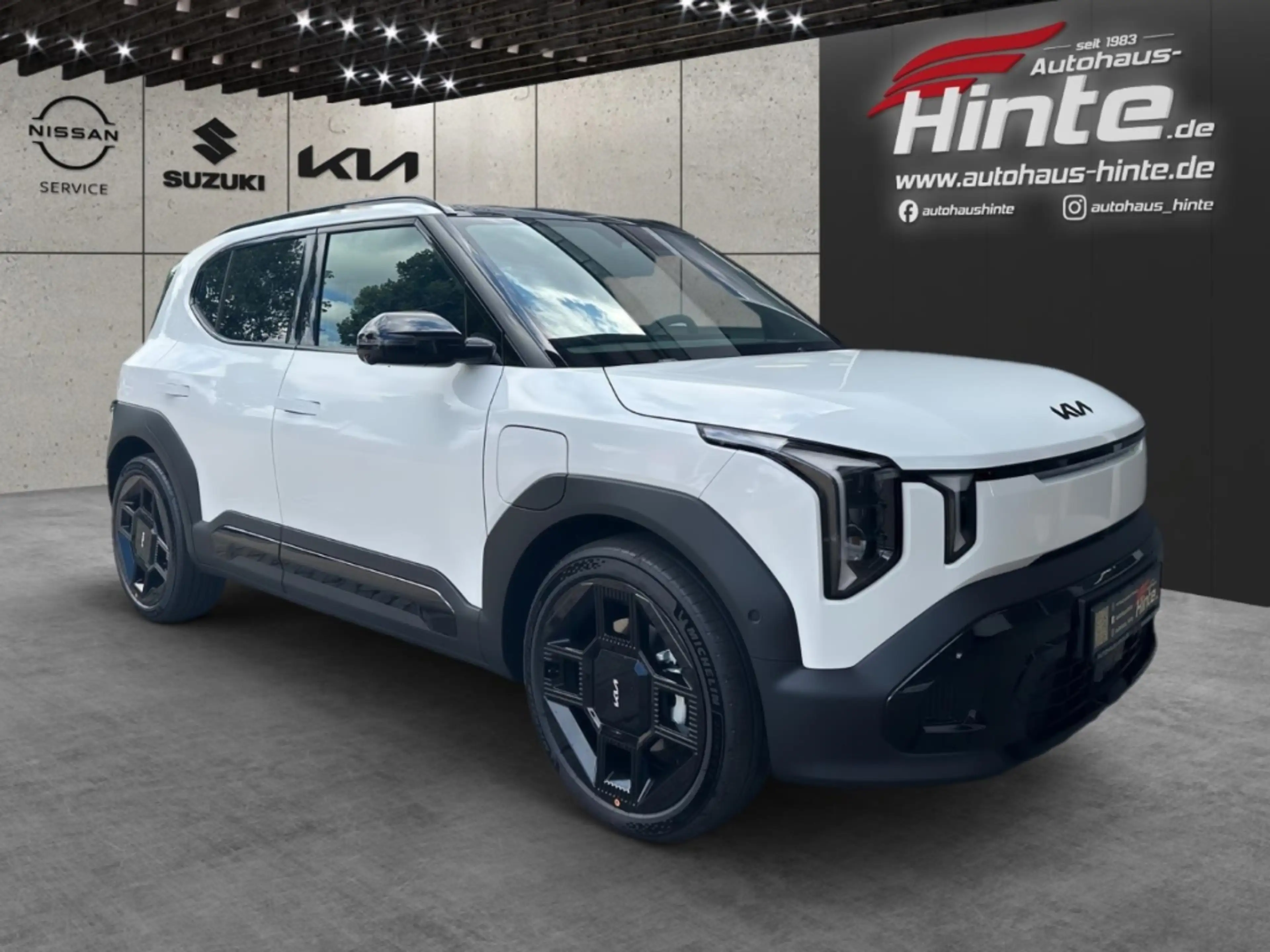 Kia EV2 61-kWh Black-Line GLAS 4-SITZ COMFORT 2-FARBEN — photo 3