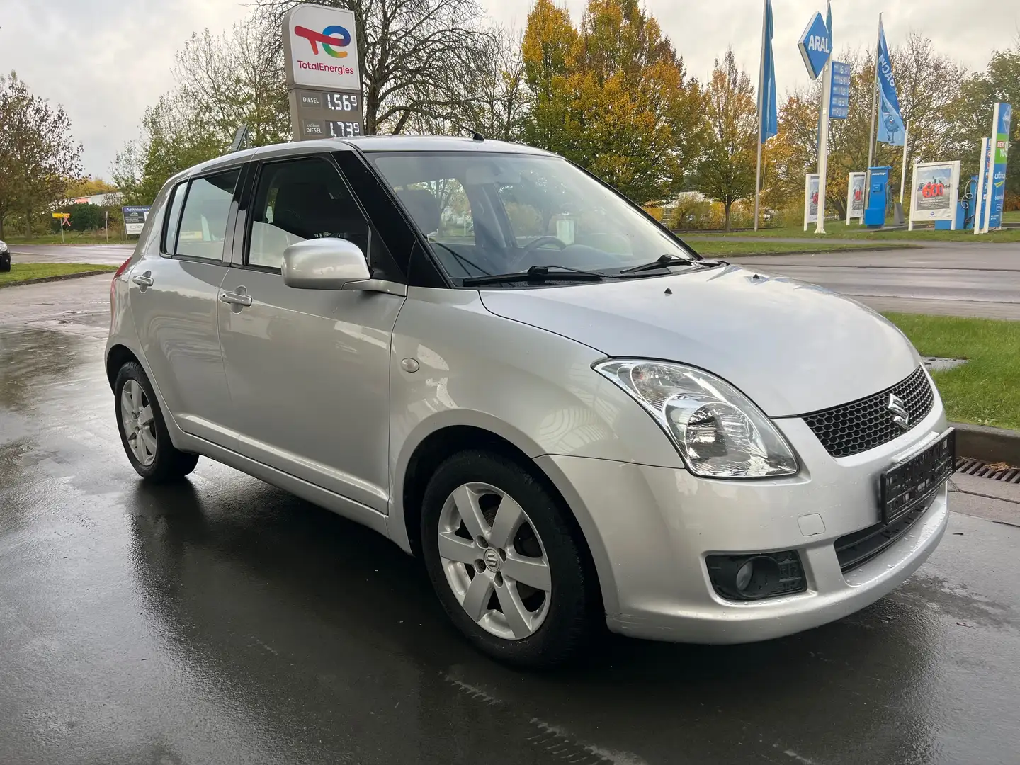 Suzuki Swift Swift Fließheck 5-Türer 1.3 Argintiu - 1
