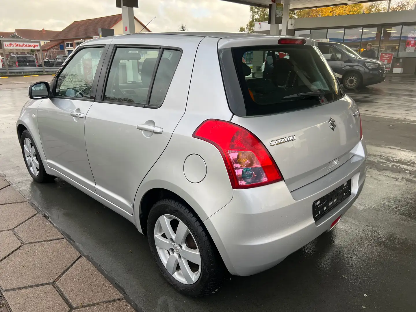 Suzuki Swift Swift Fließheck  5-Türer 1.3 Argintiu - 2