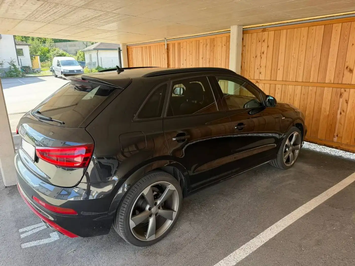 Audi Q3 Q3 2,0 TDI quattro Style S-tronic Style Schwarz - 2