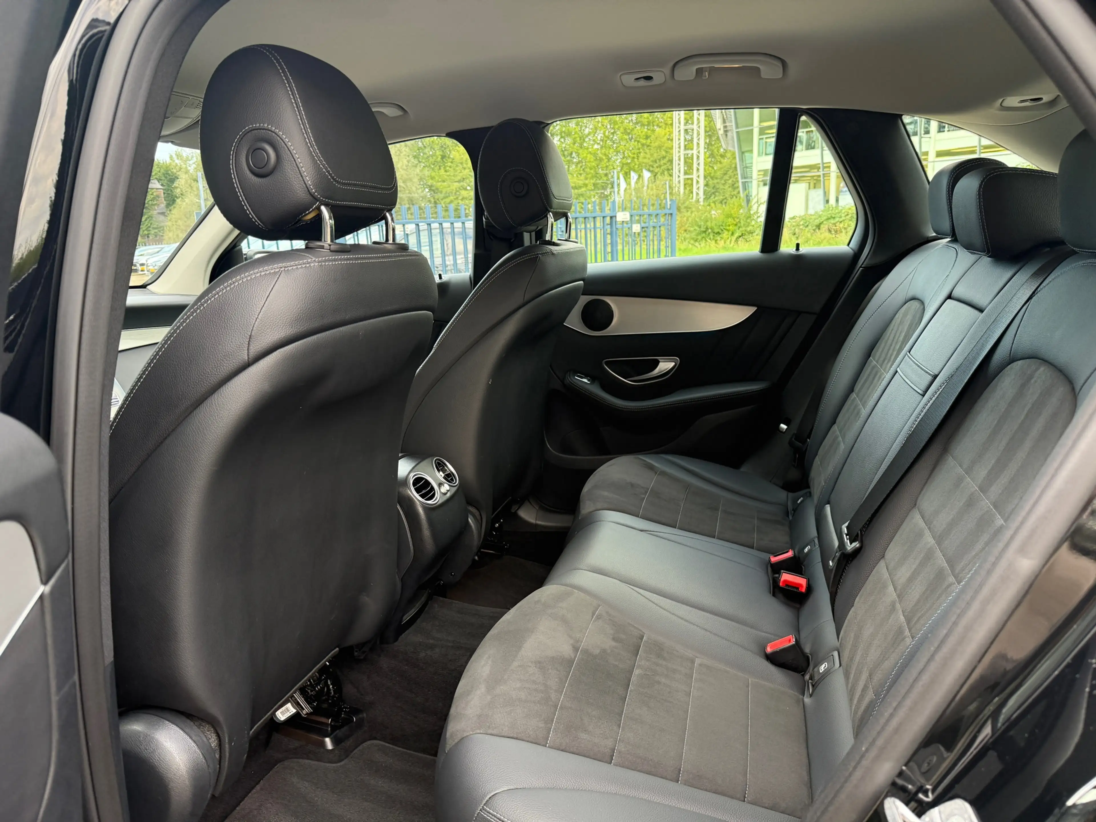Mercedes-Benz GLC 250 4MATIC Premium COMAND|360cam|Dodehoek assist — photo 15