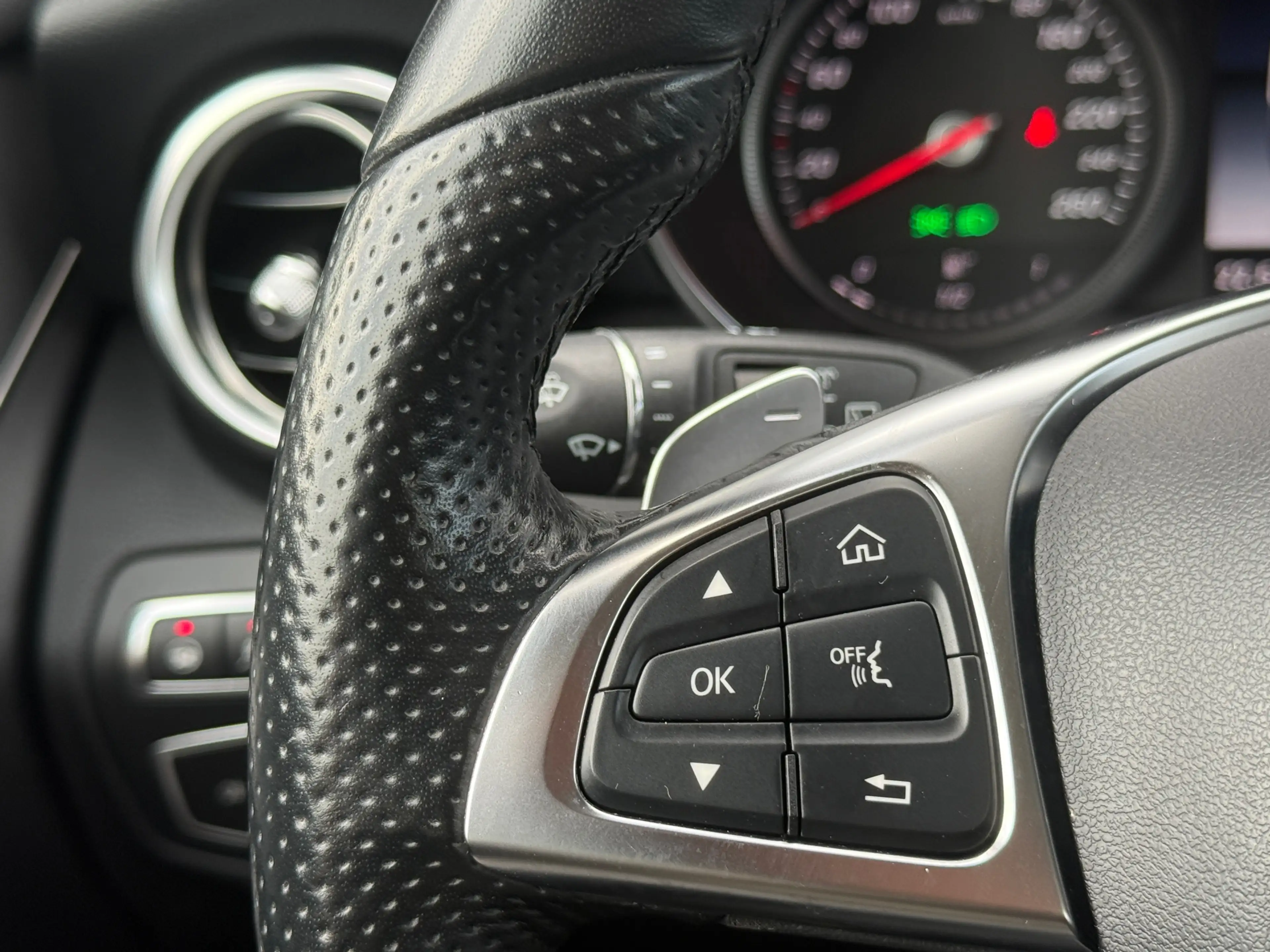 Mercedes-Benz GLC 250 4MATIC Premium COMAND|360cam|Dodehoek assist — photo 21