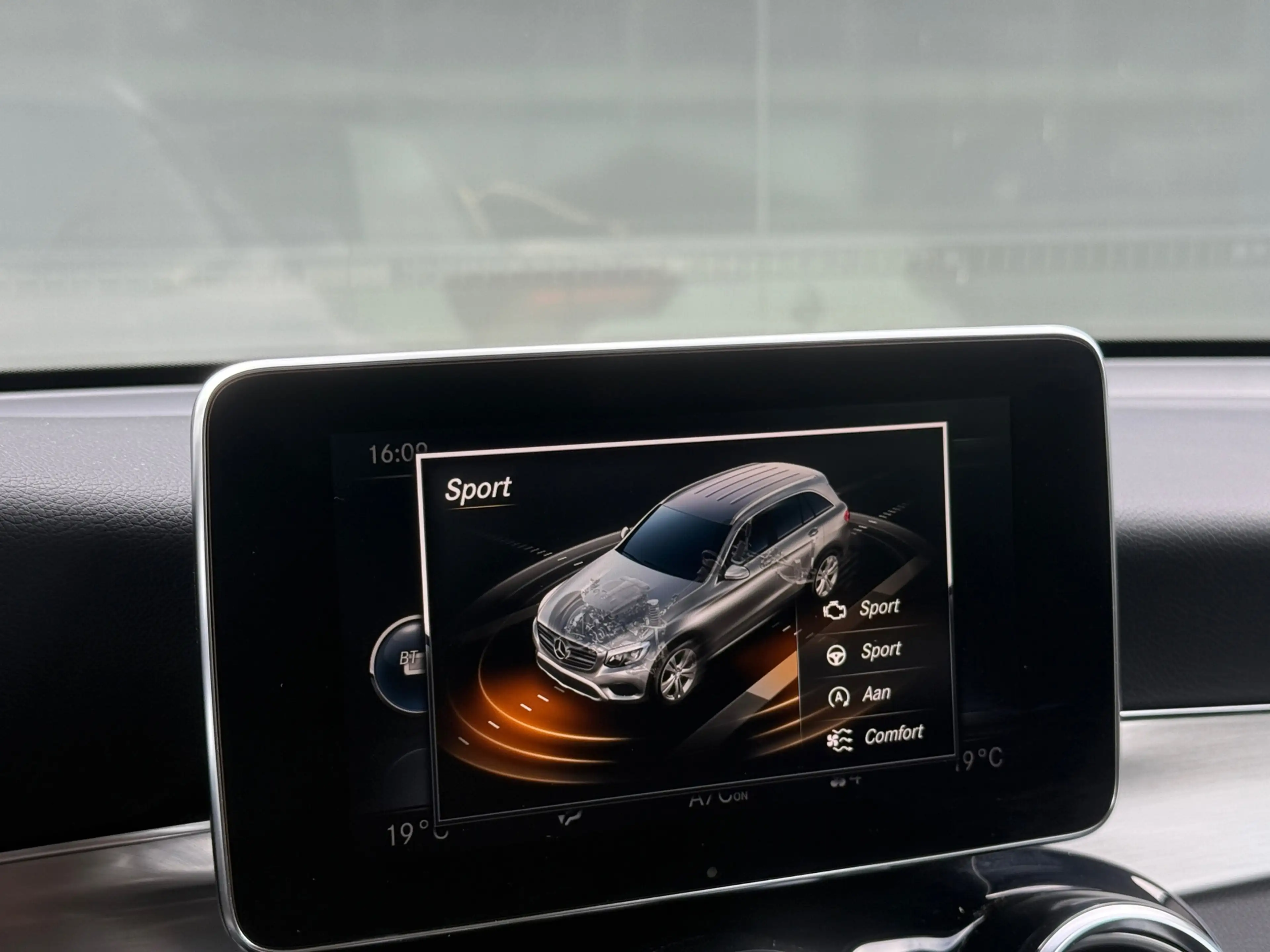 Mercedes-Benz GLC 250 4MATIC Premium COMAND|360cam|Dodehoek assist — photo 20