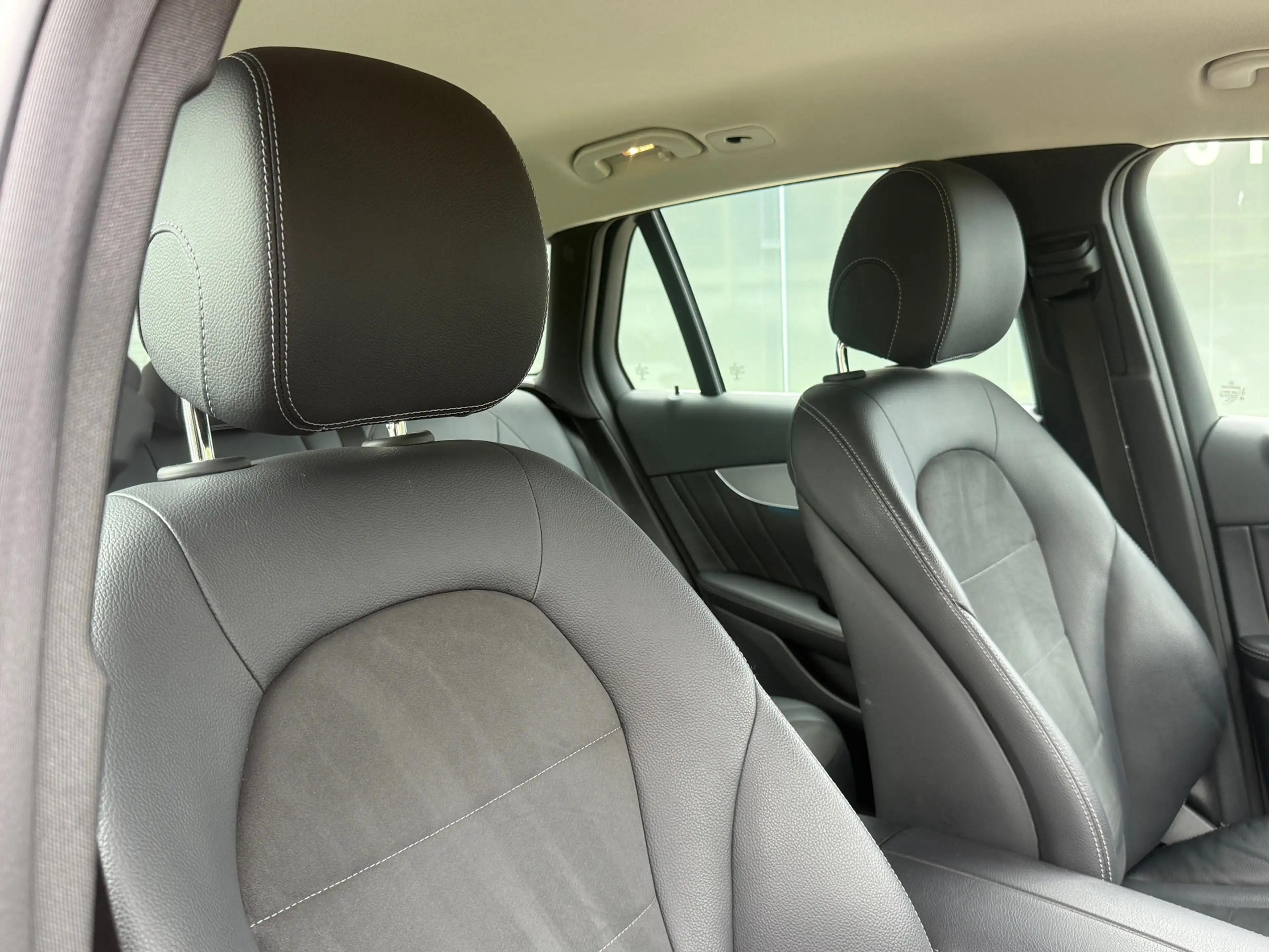 Mercedes-Benz GLC 250 4MATIC Premium COMAND|360cam|Dodehoek assist — photo 12