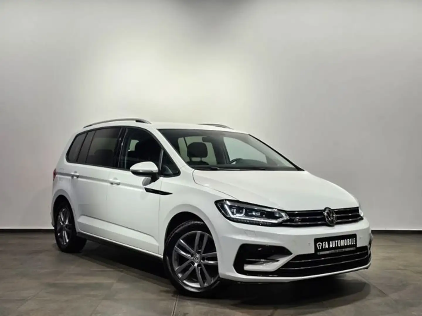 Volkswagen Touran R Line 7 Sitzer Leder Led Kamera AHK ACC Fehér - 2