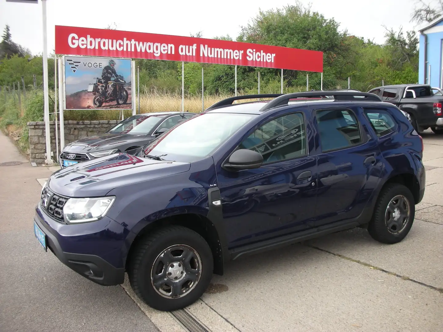 Dacia Duster Essential Blau - 2