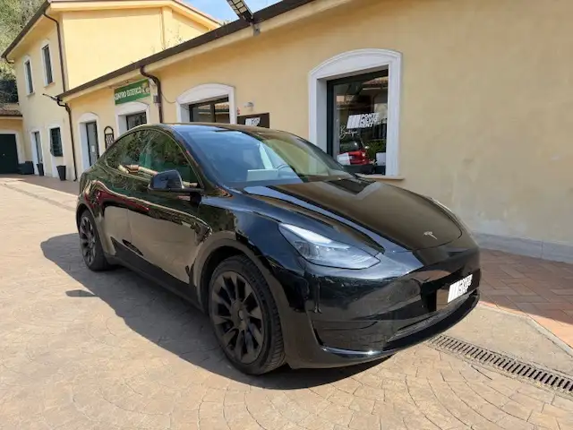 Tesla Model Y Model Y  Single Motor rwd