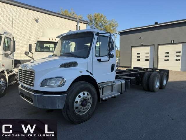 2018 Freightliner M2