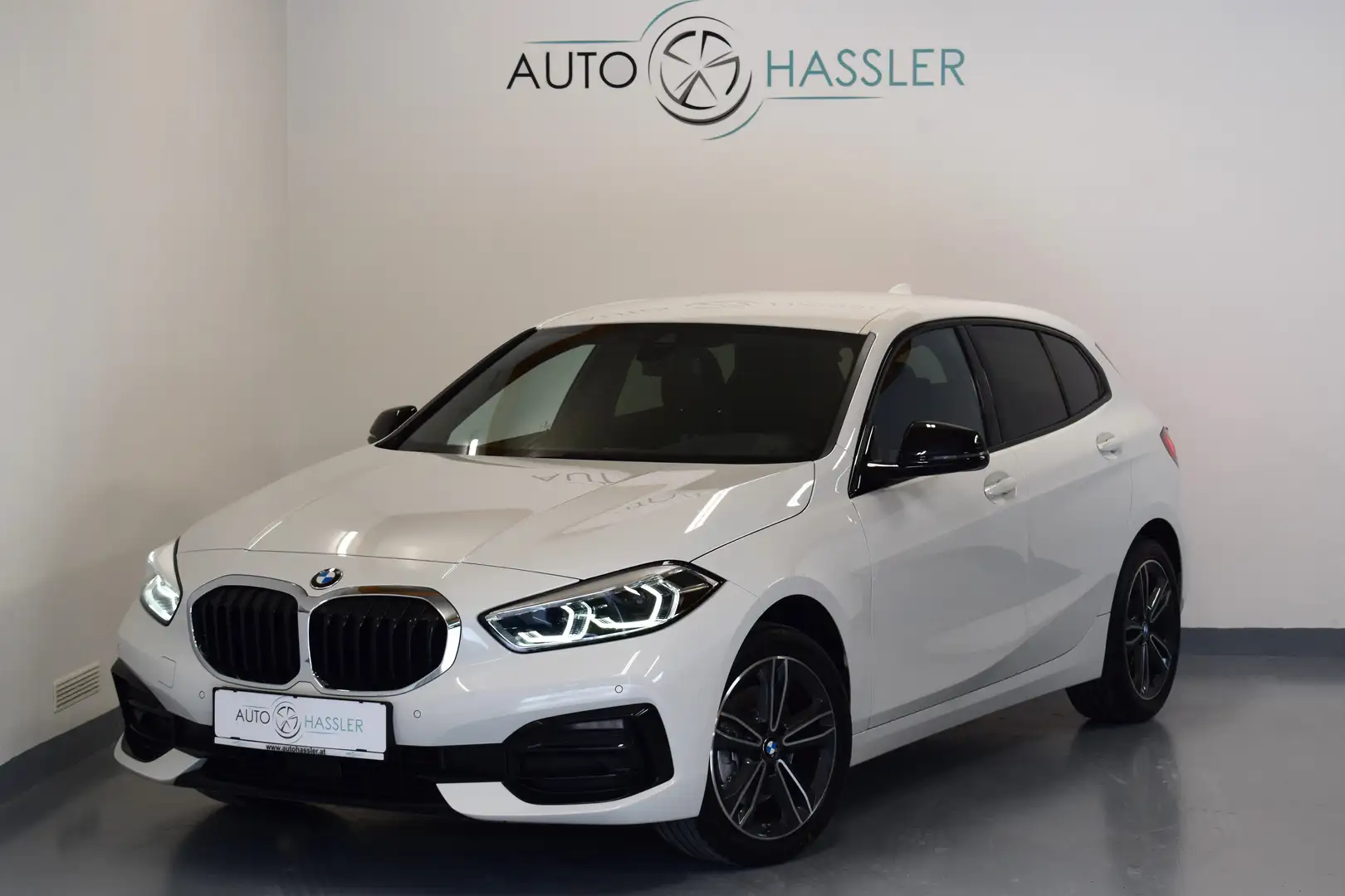 BMW 118 i Sport Line Weiß - 1