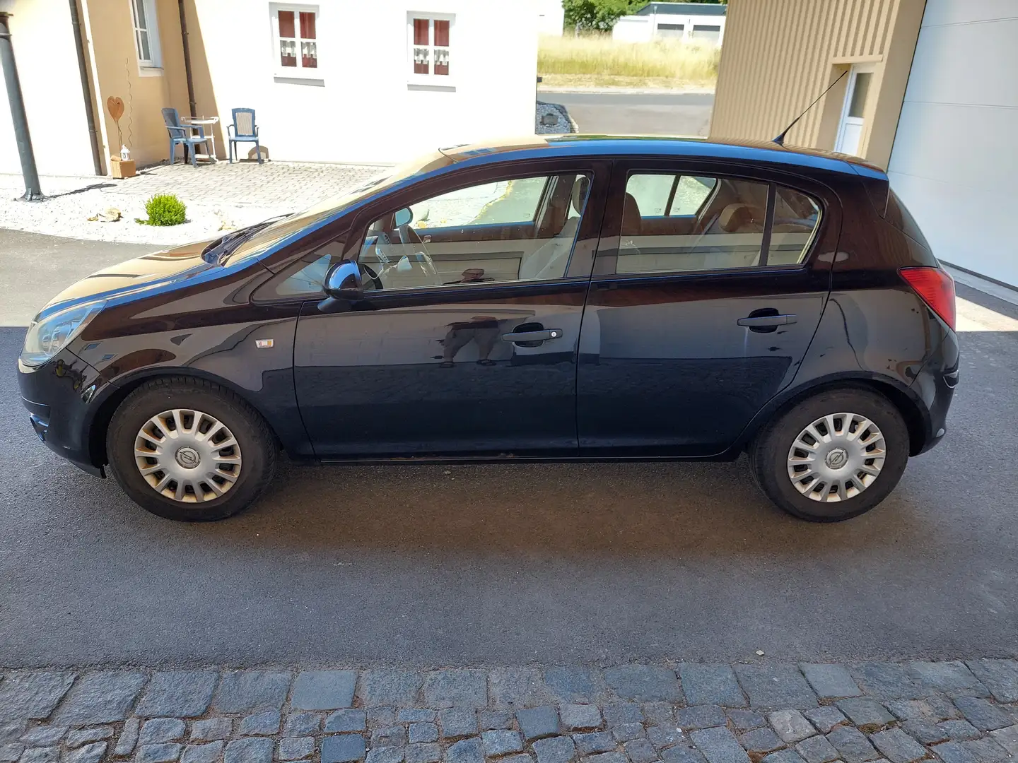 Opel Corsa Corsa 1.2 16V ecoFLEX Easytronic Color Edition Schwarz - 2