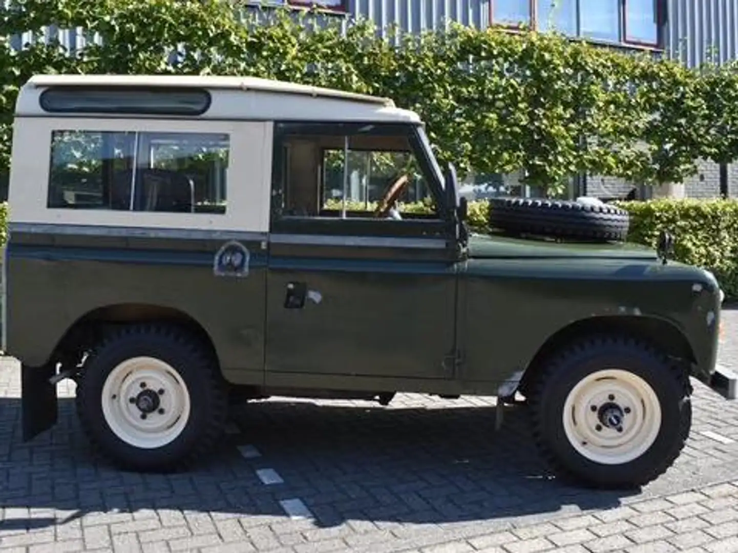 Land Rover Series Land Rover 88 Safari Grün - 1