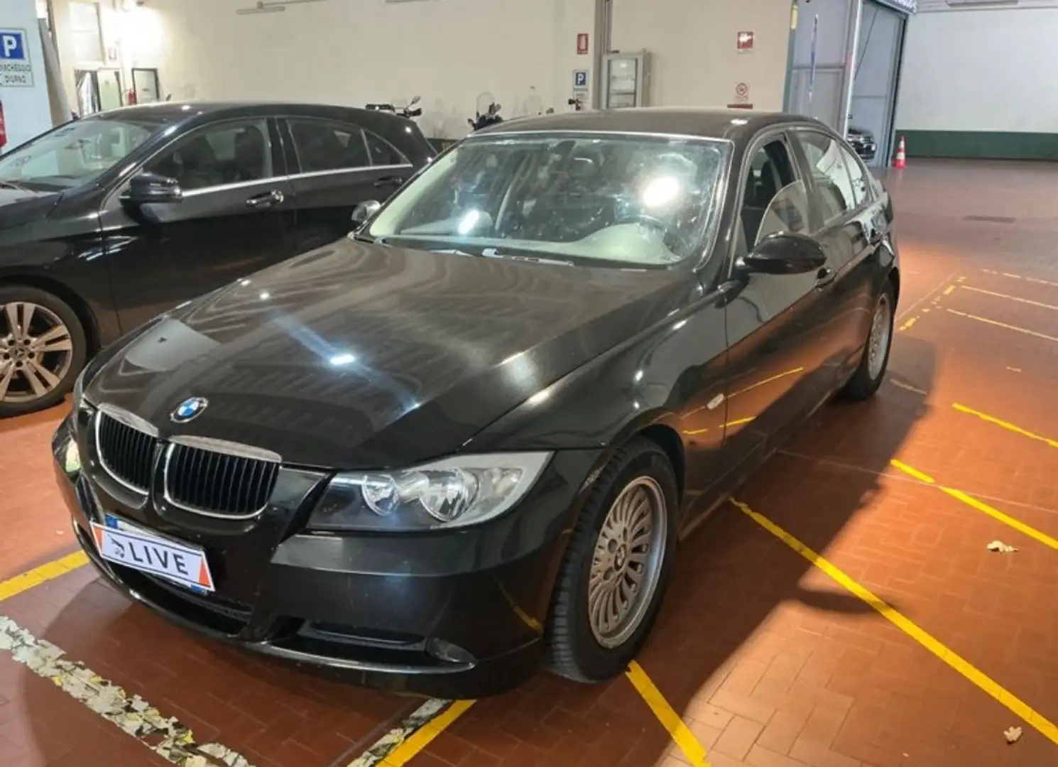 BMW 318 318i Eletta 143cv Nero - 1