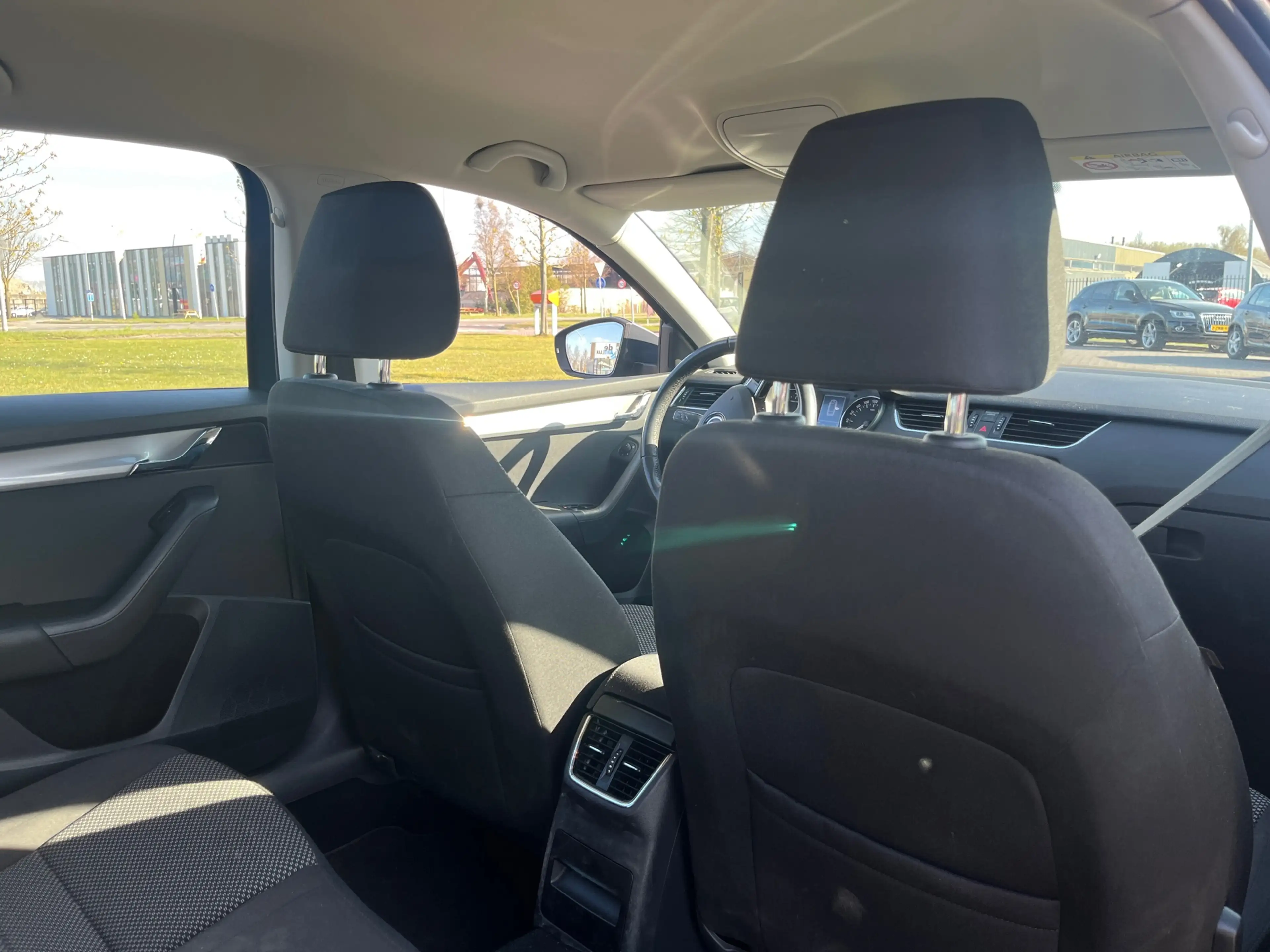 Skoda Octavia Combi 1.4 TSI Ambition Businessline AUT — photo 8