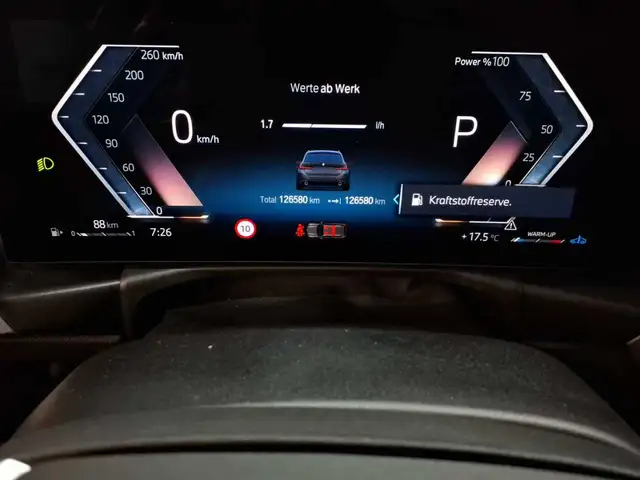 BMW 3 Series view 11